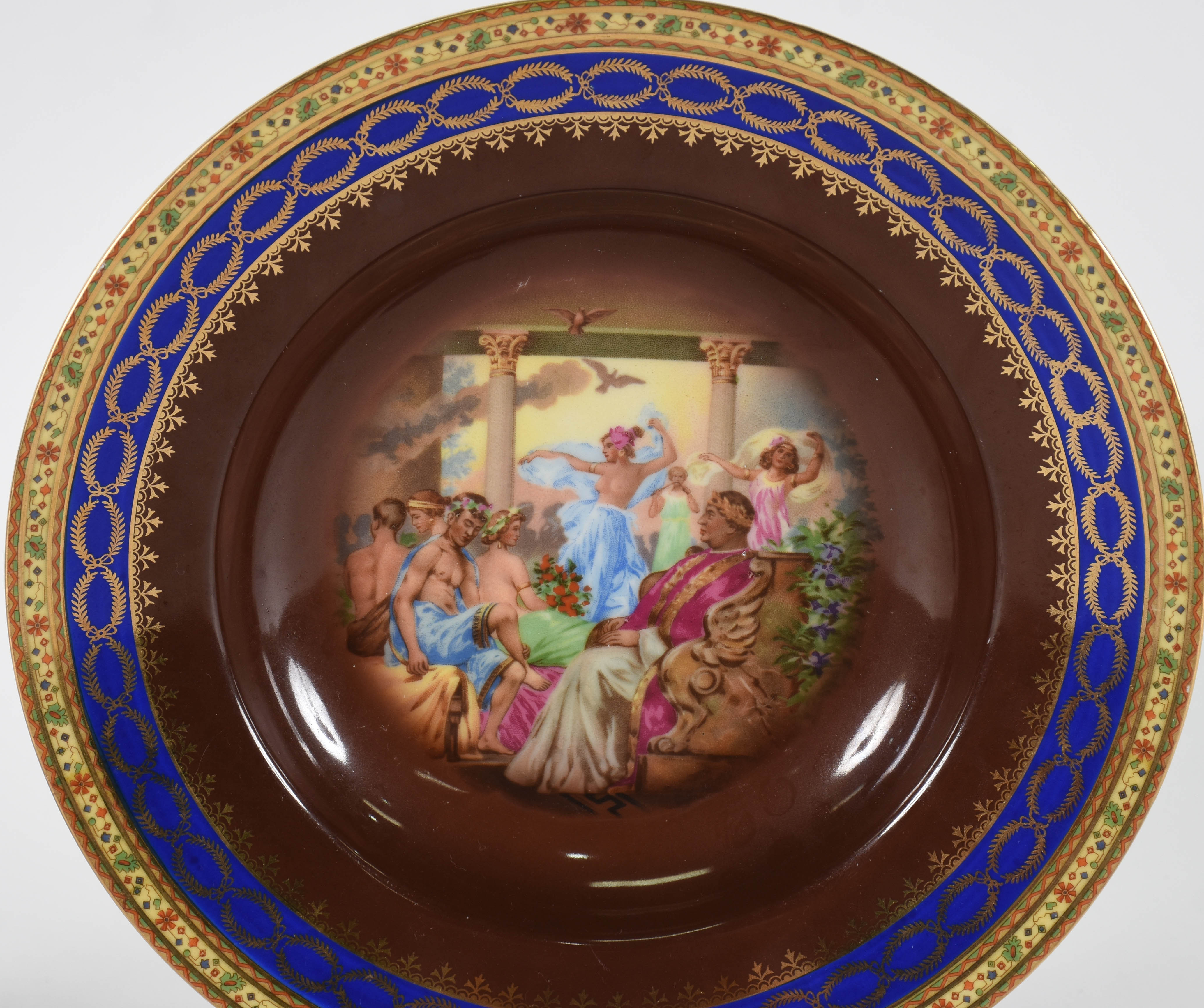 Dois pratos fundos de porcelana alemã Royal EPIAG, Omeco, decorados... - foto 3 de 5