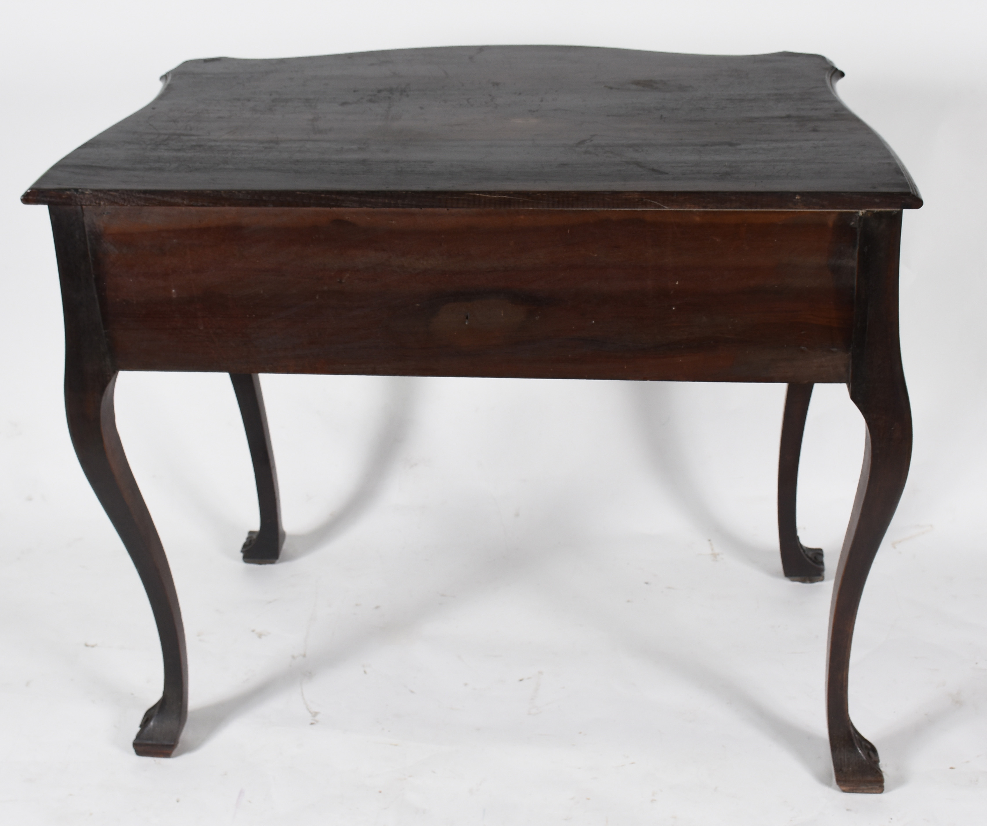 Mesa de encostar de madeira nobre, com 1 gaveta, estilo Dom José . - foto 3 de 4