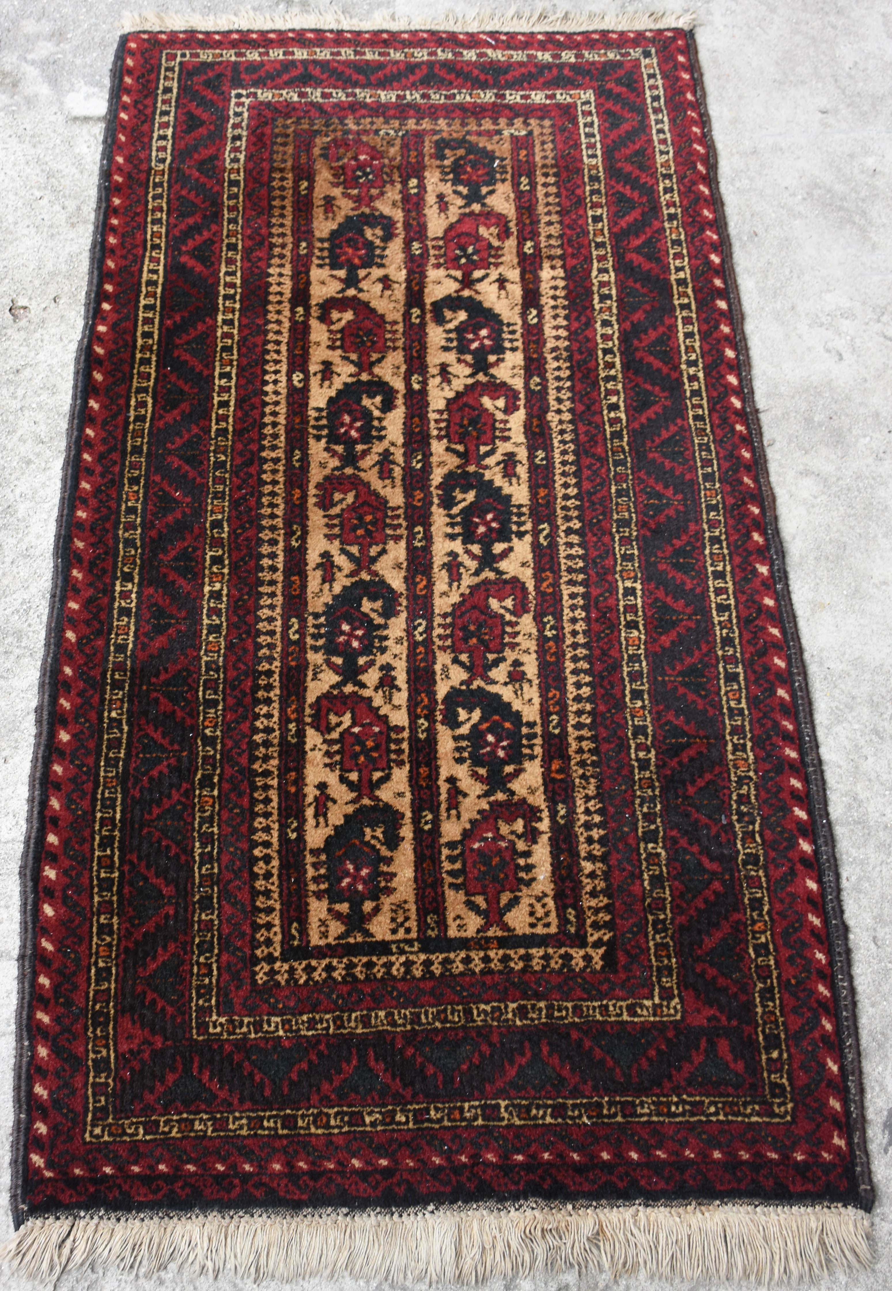 Tapete Afghan pequeno - foto 1 de 2