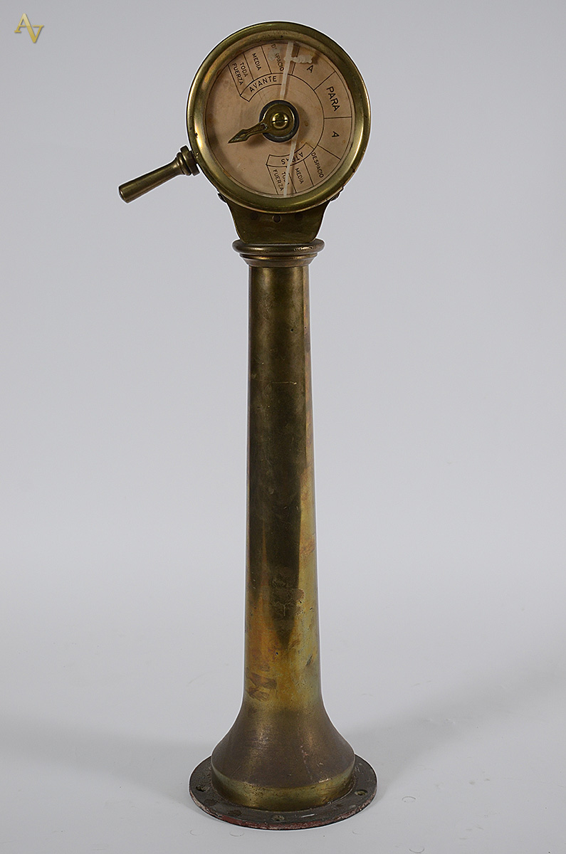 Acionador da casa de comando de navio em bronze. Altura 84 cm. - foto 1 de 3