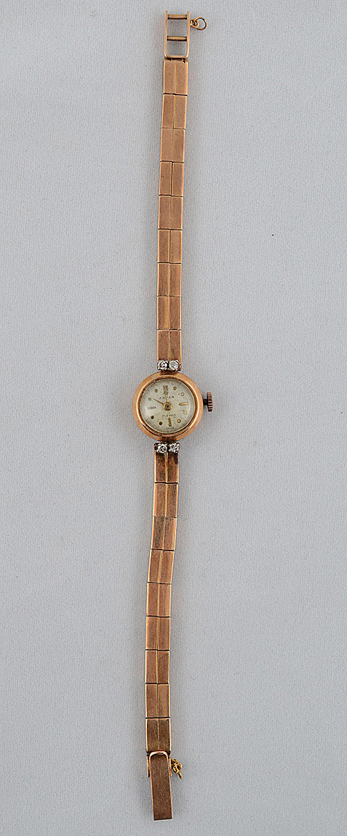 Relógio pulseira ARDAN, caixa e pulseira em ouro 18 k com brilhantes... - foto 2 de 3