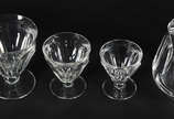 BACCARAT , serviço de cristal frances, lapidaçã... - BACCARAT , serviço de cristal frances, lapidação HARCOURT,  composto de:
12 copos para água , 12 taças para champagne, 12 para vinho tinto, 12 p...
