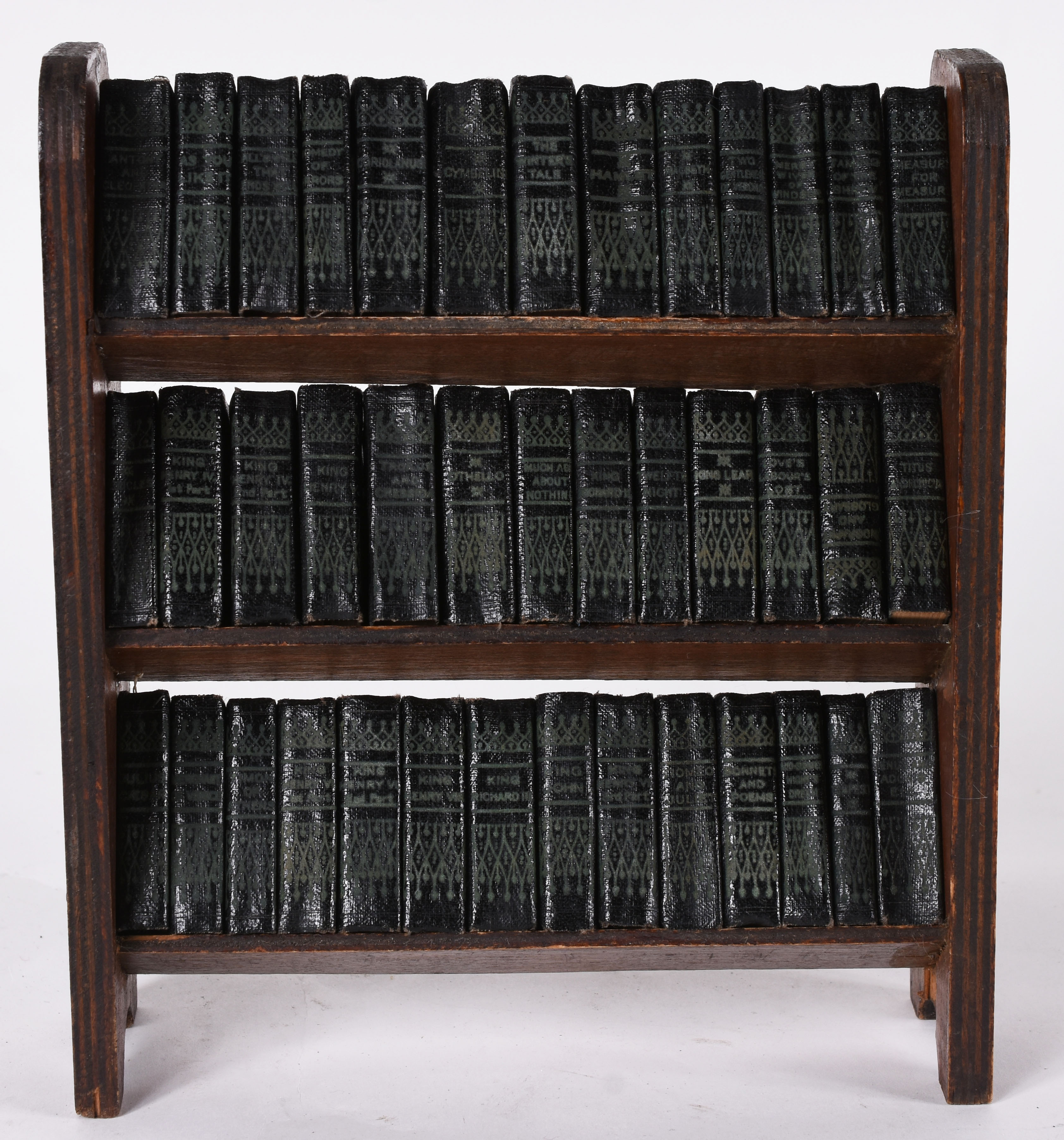 Coleção com 40 livros em miniatura de autoria de Skakespeare, idioma... - foto 1 de 5