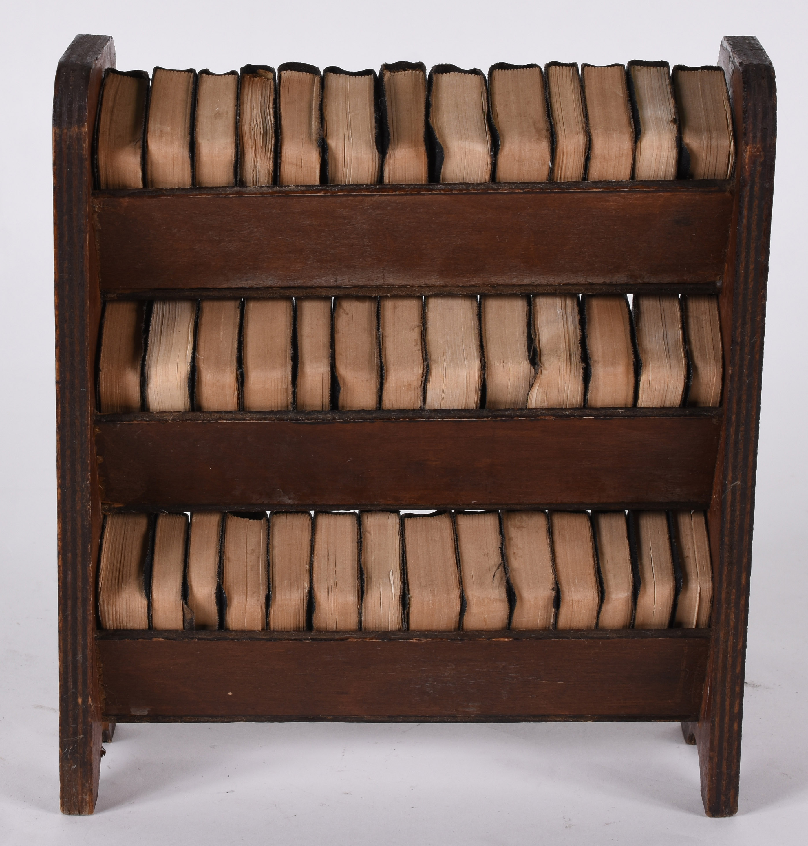 Coleção com 40 livros em miniatura de autoria de Skakespeare, idioma... - foto 5 de 5