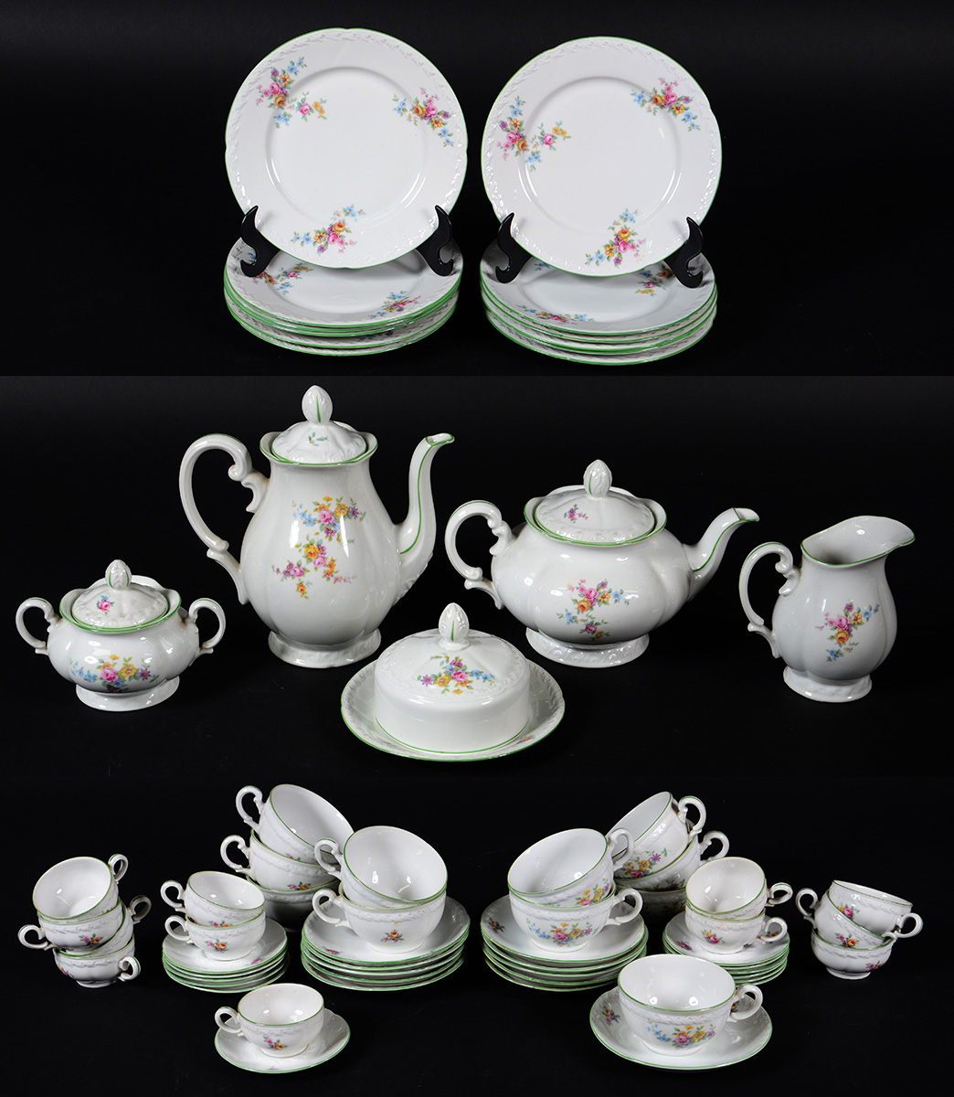 Serviço de chá e café de porcelana tcheca decorada com flores em...
