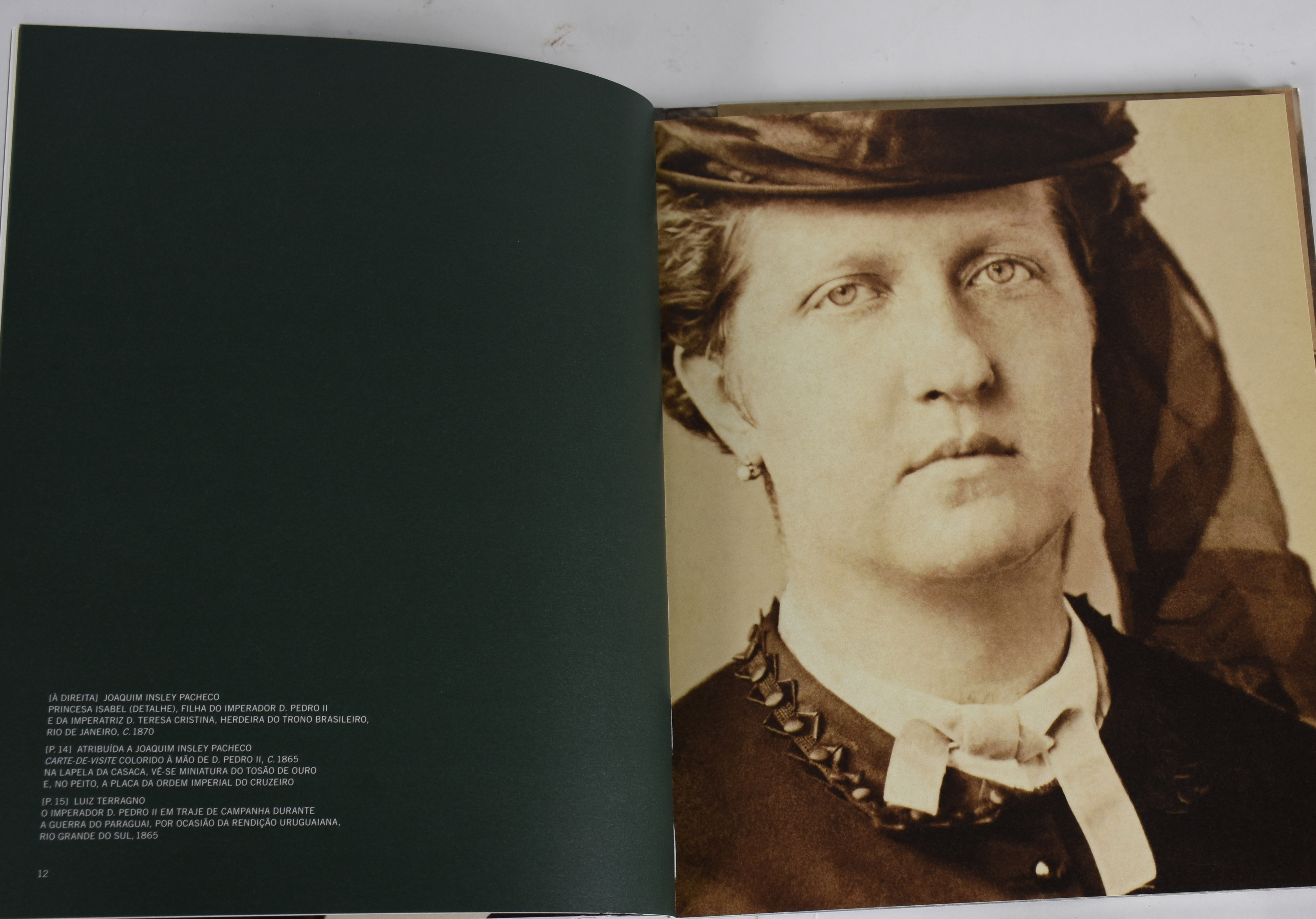 Dois livros - retratos do império e do exílio - Augusto Malta e o Rio... - foto 2 de 10