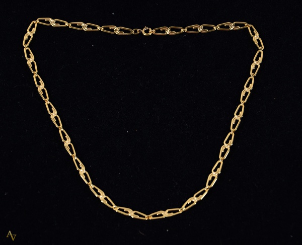 Cordão de ouro 18 k. Peso 15,8 g.