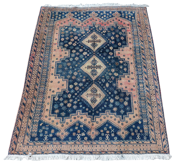 Tapete Afshar. Medidas 2,60 x 1,60 m.