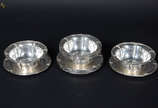 Seis bowls e seis pratos de prata contrastada 8... - Seis bowls e seis pratos de prata contrastada 800 mls. Diâmetros 14 e 16 cm. Peso total 1,750 kg.