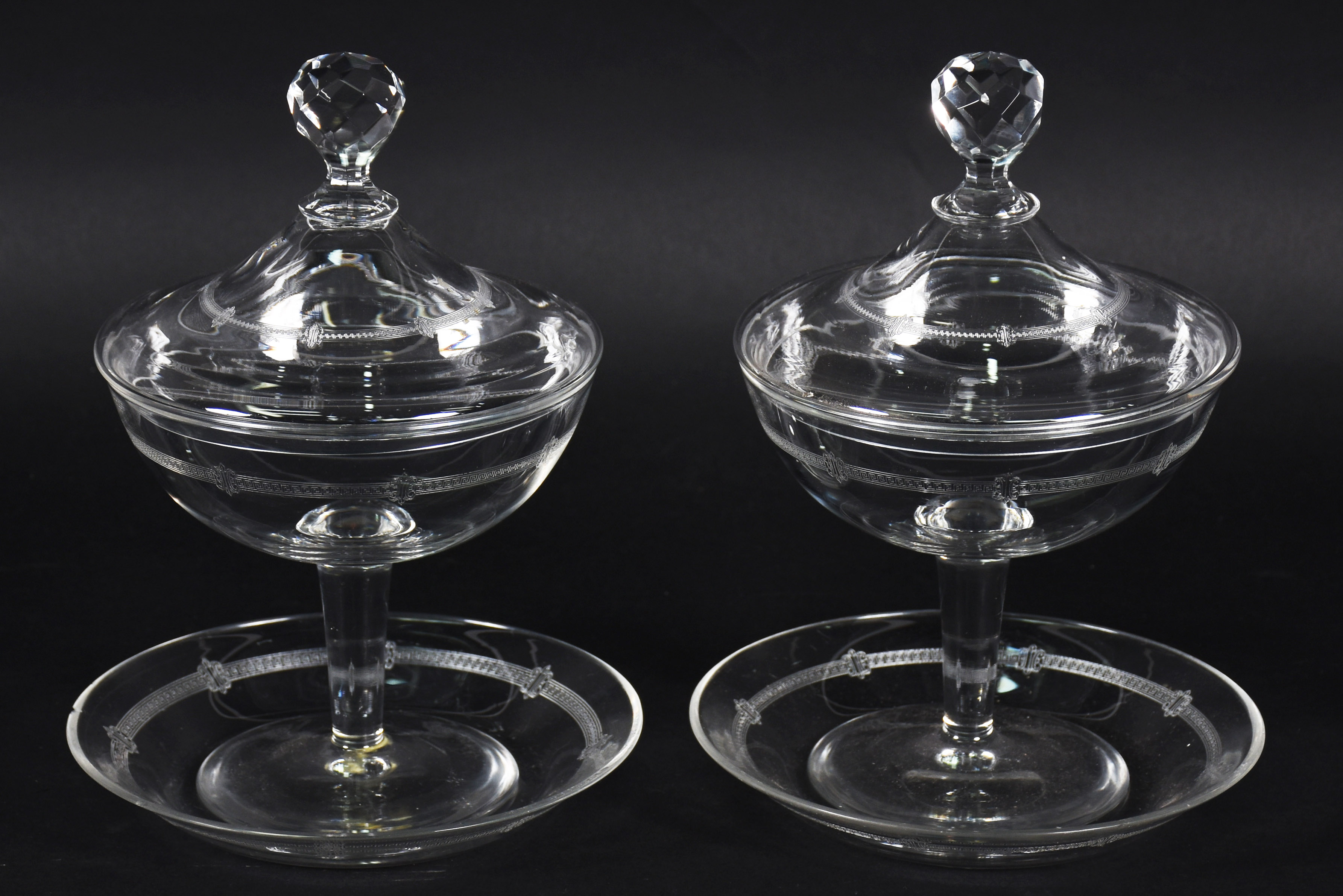 Par de compoteiras com presentoir de cristal Saint Louis (... - foto 1 de 4