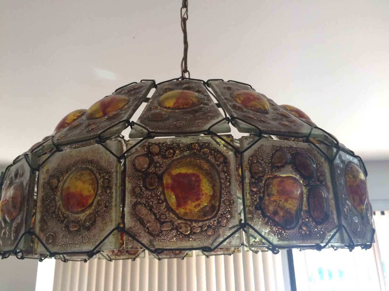 Lustre em placas de vidro - foto 1 de 2