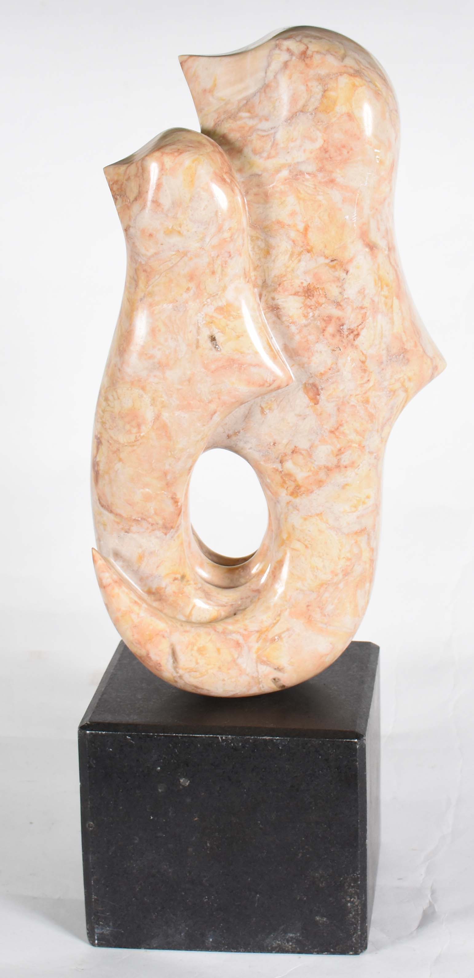 Escultura de mármore ( altura total 53 cm , só a escultura 40 cm ) - foto 4 de 4