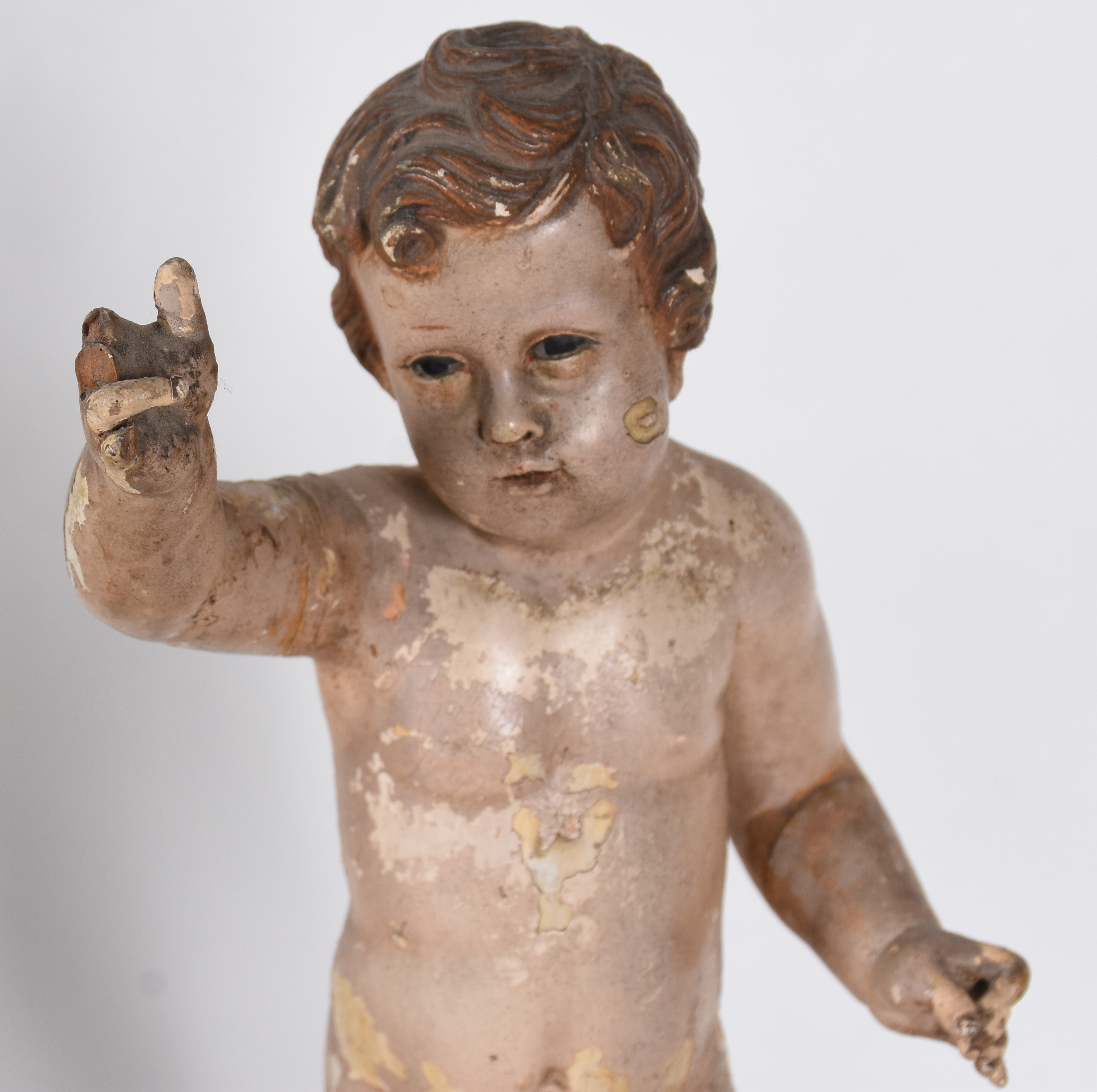 Seis imagens diversas de Menino Deus em madeira policromada. - foto 3 de 10