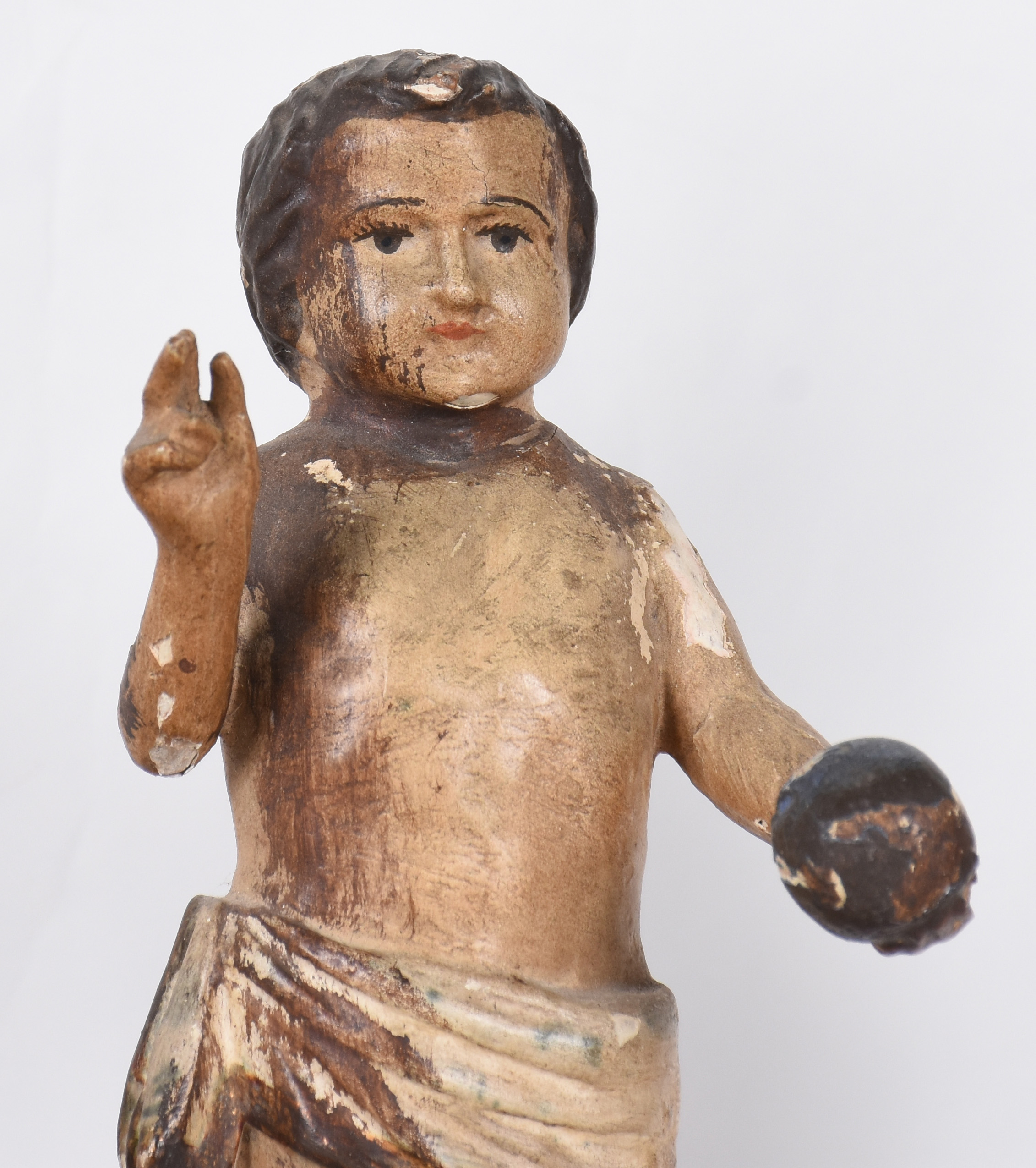 Seis imagens diversas de Menino Deus em madeira policromada. - foto 8 de 10