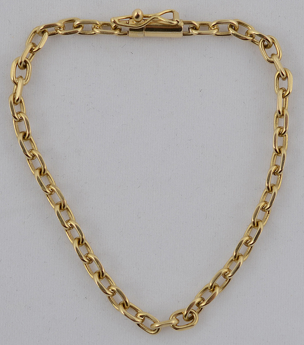 Pulseira de ouro amarelo 18 k. Peso total 8,1 g - Comprimento 17,5 cm.