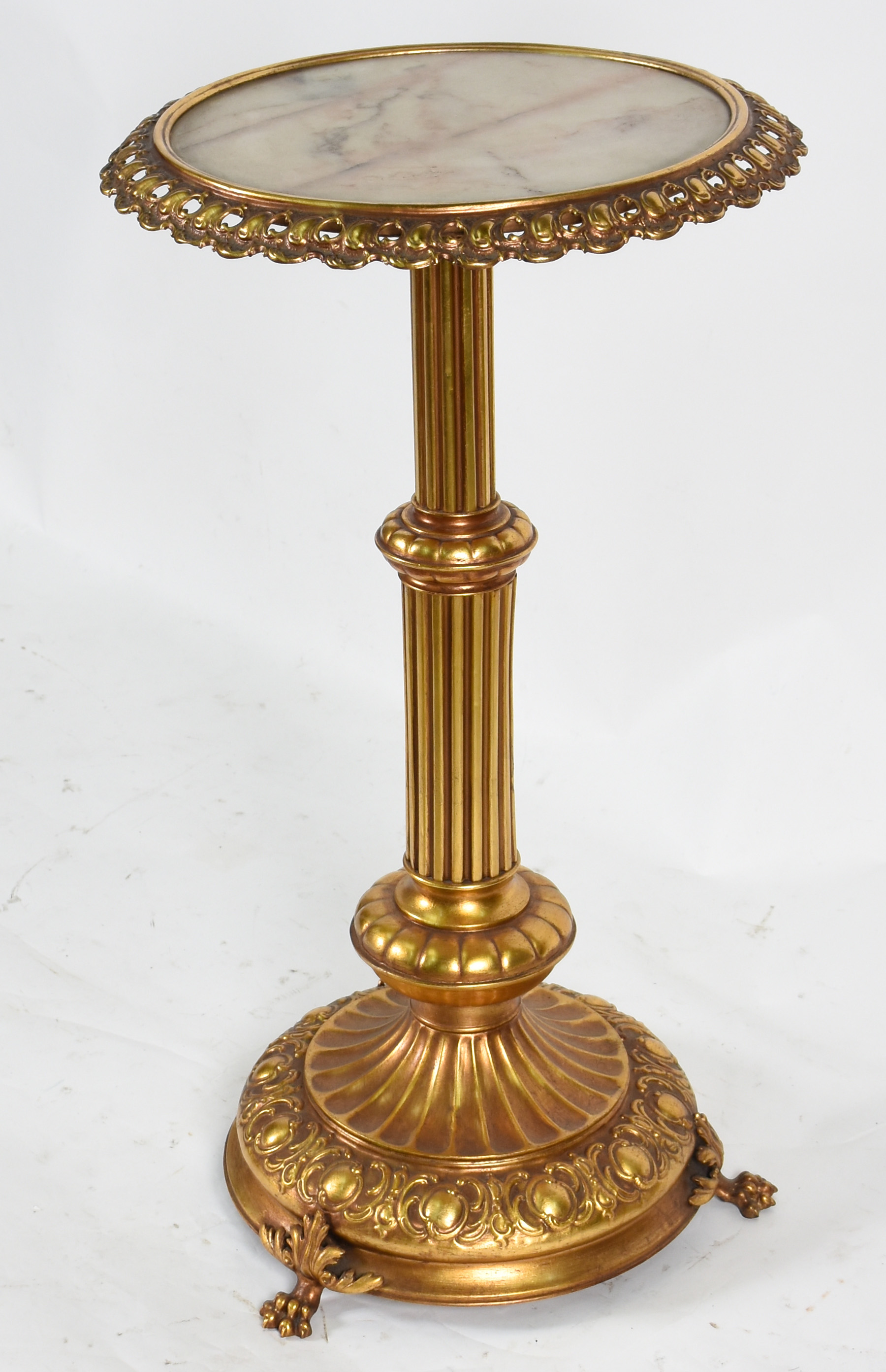 Coluna de metal dourado com tampo de mármore . medidas 80 alt x 45... - foto 2 de 3