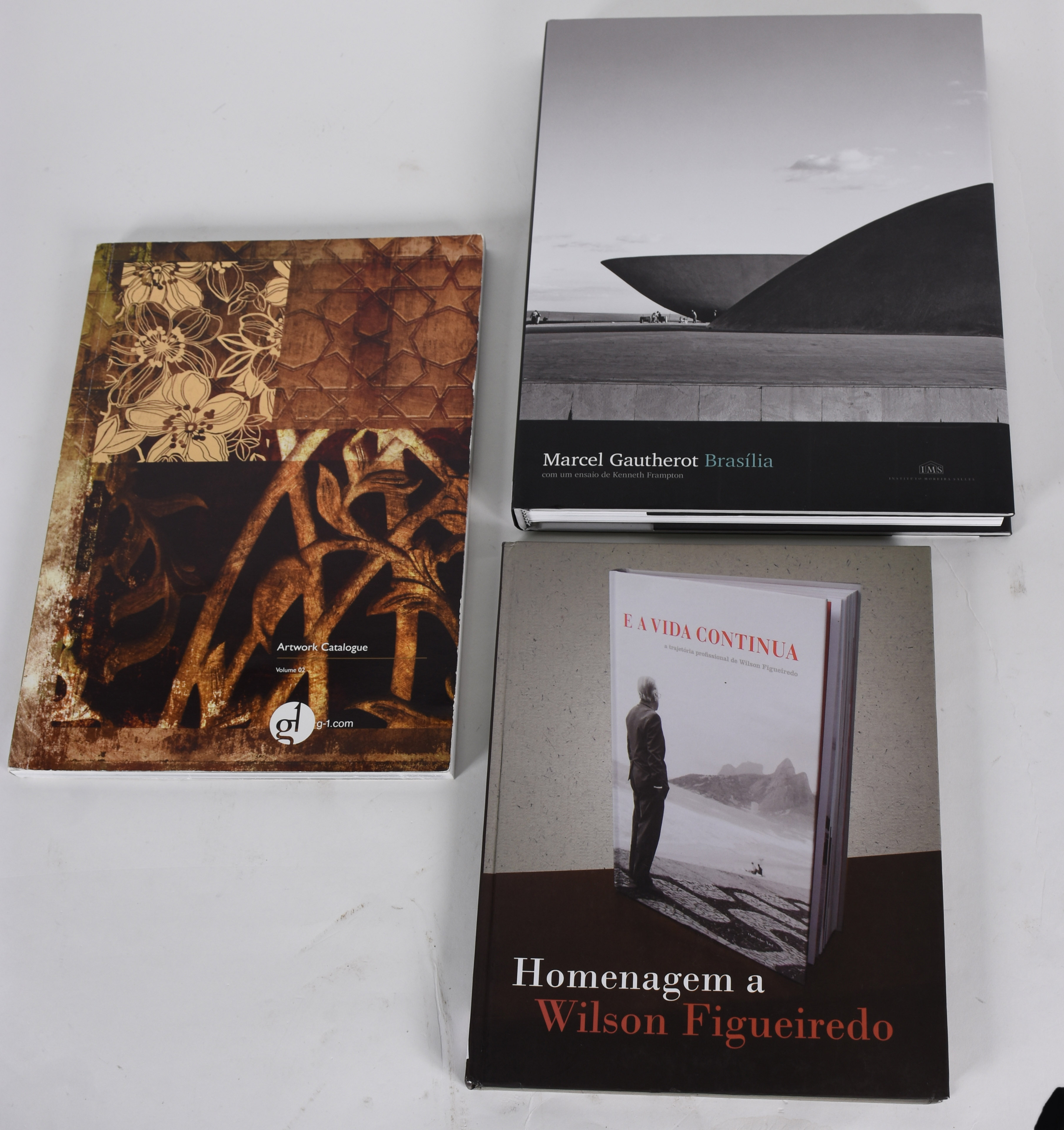 Três livros, - E a vida continua - Homenagem a Wilson Figueredo - 26... - foto 1 de 9