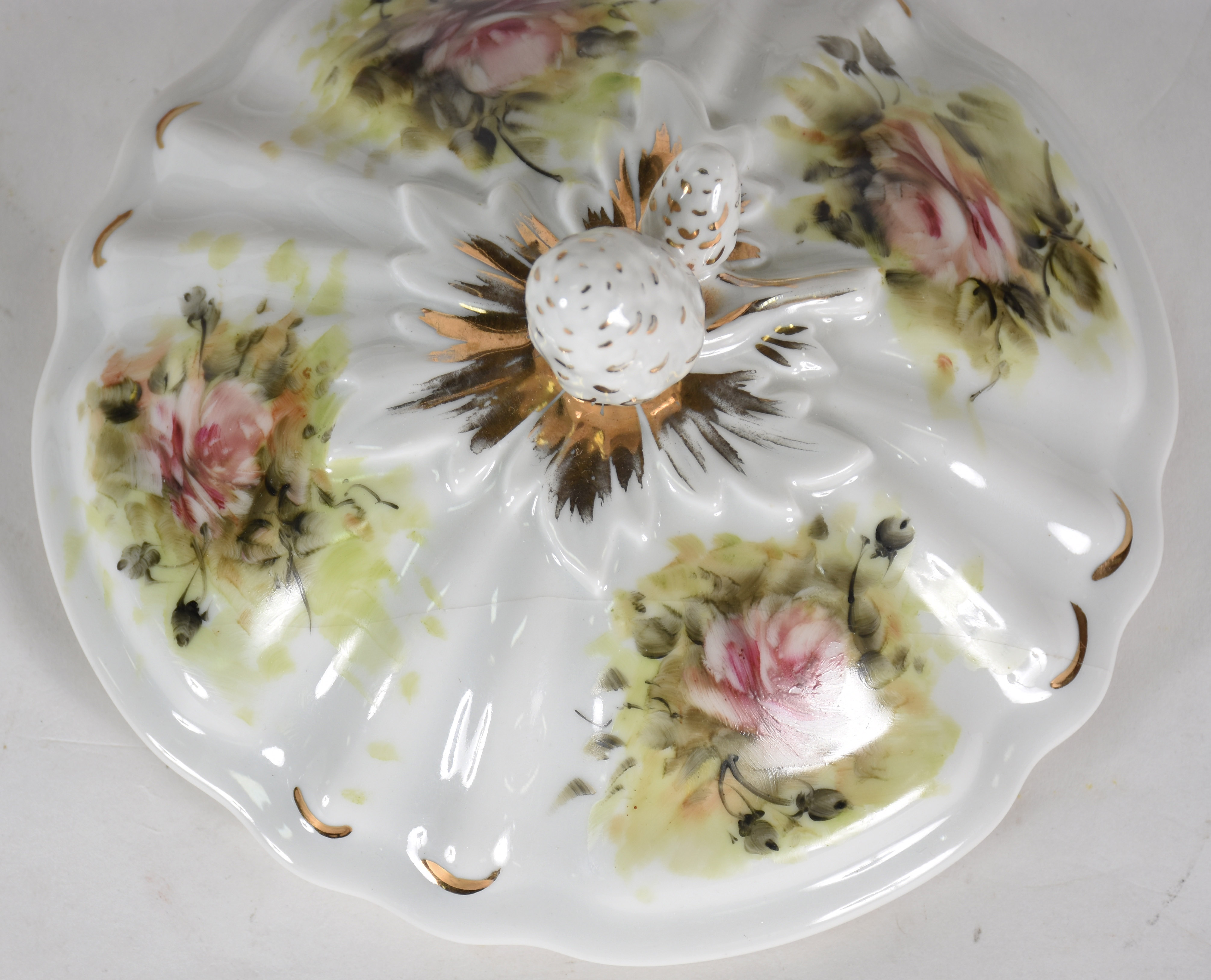 Três peças diversas de porcelana, sendo: bowl / saladeira de... - foto 7 de 7