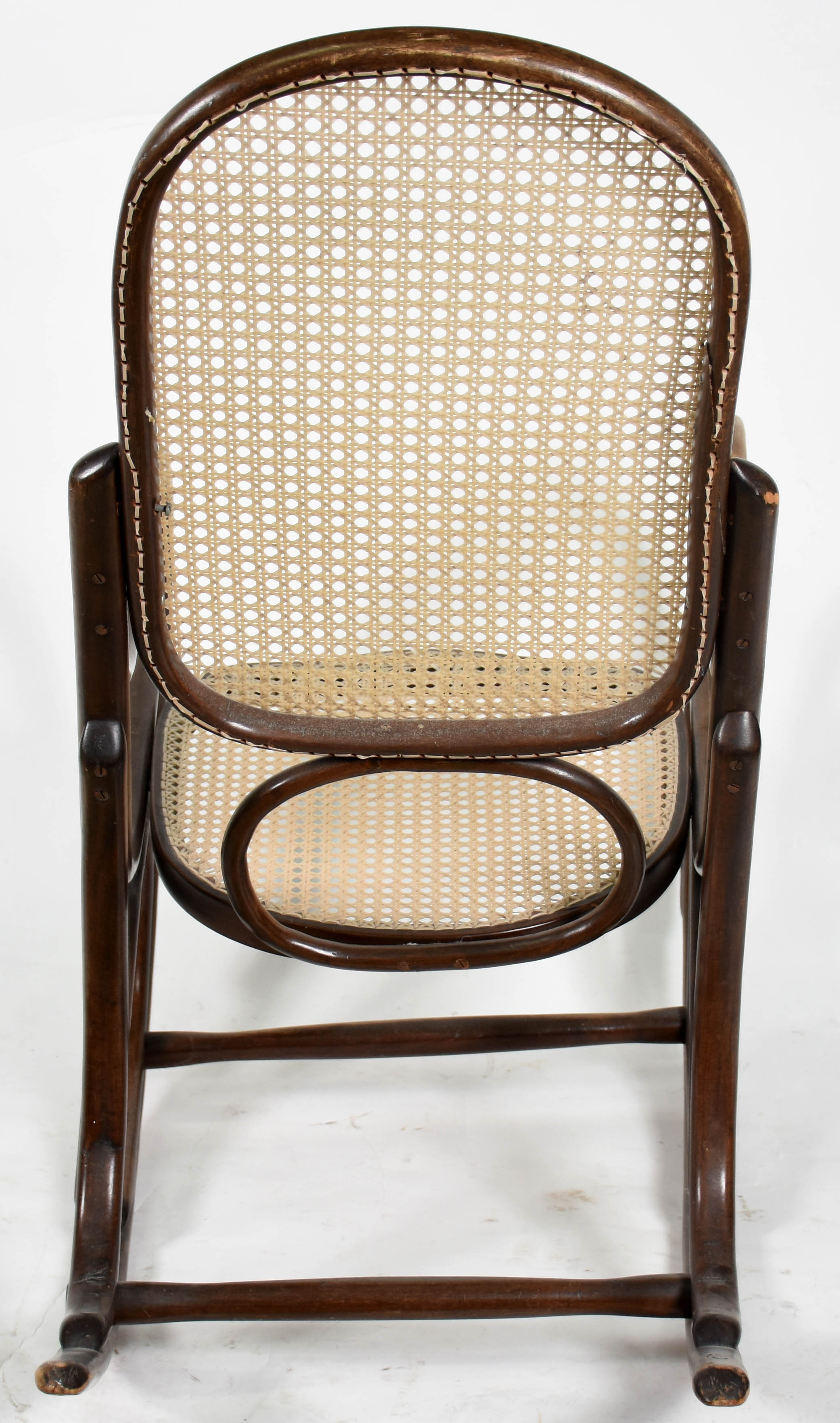 Cadeira de balanço Thonet , Austríaca de madeira nobre com assento e... - foto 3 de 5