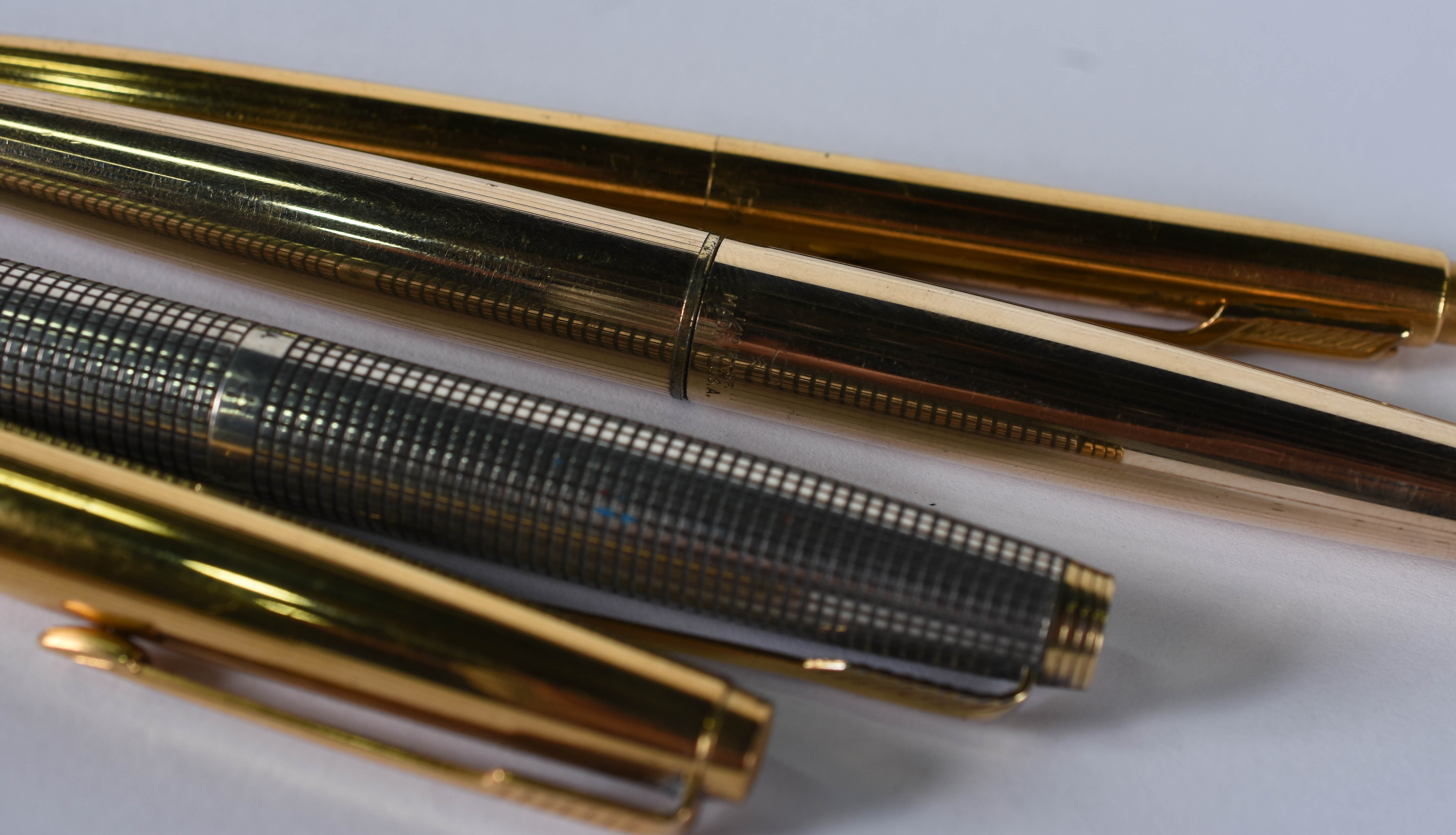 Sete canetas variadas , Parker e Sheaffer , 5 com nomes gravados e 3... - foto 4 de 8