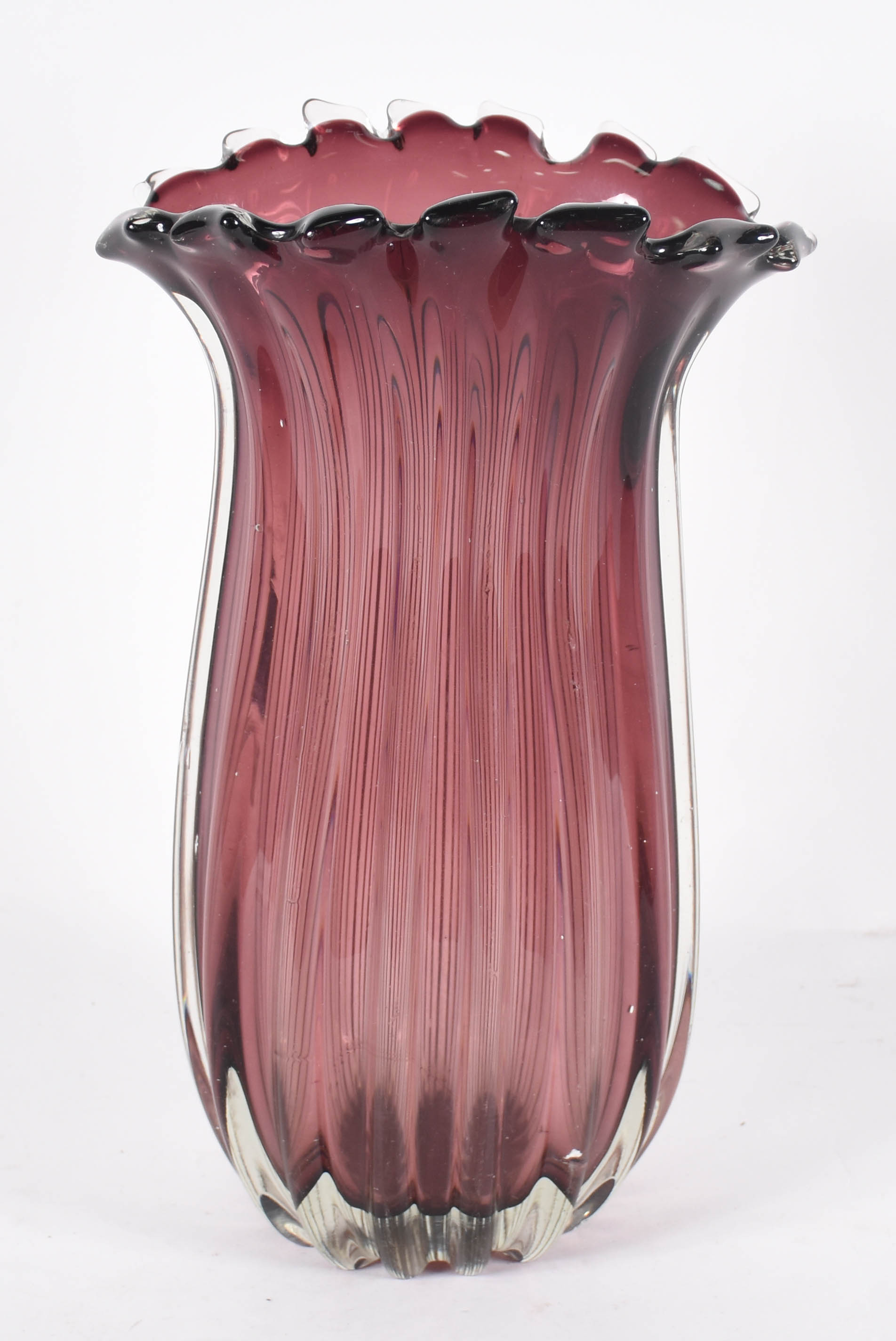 Vaso de Murano em gomos cor de rosa. - foto 1 de 3