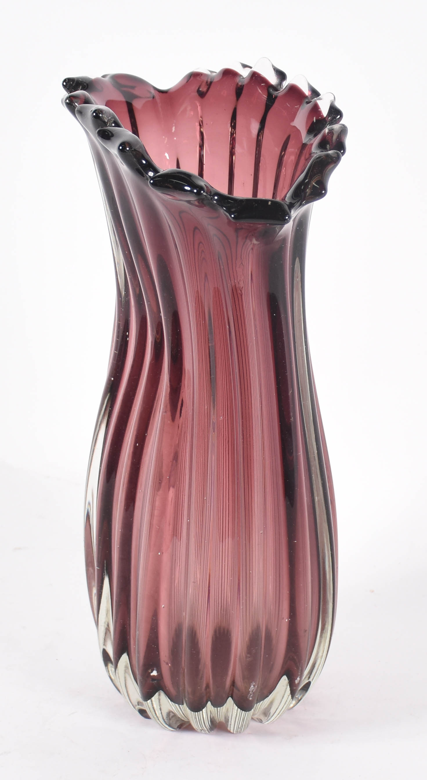 Vaso de Murano em gomos cor de rosa. - foto 2 de 3