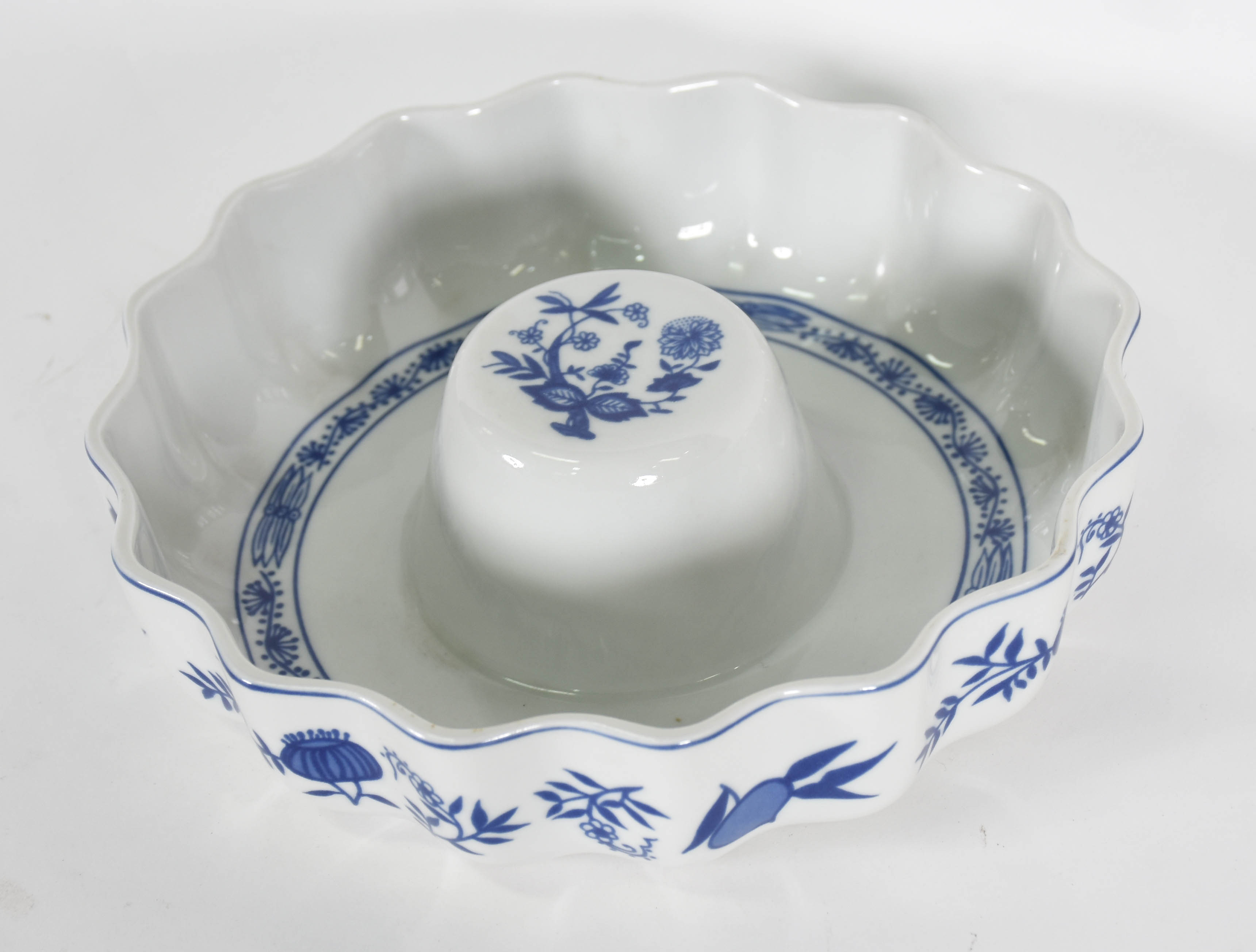 Serviço de jantar e café de porcelana Steatita cebolinha , composto... - foto 9 de 9