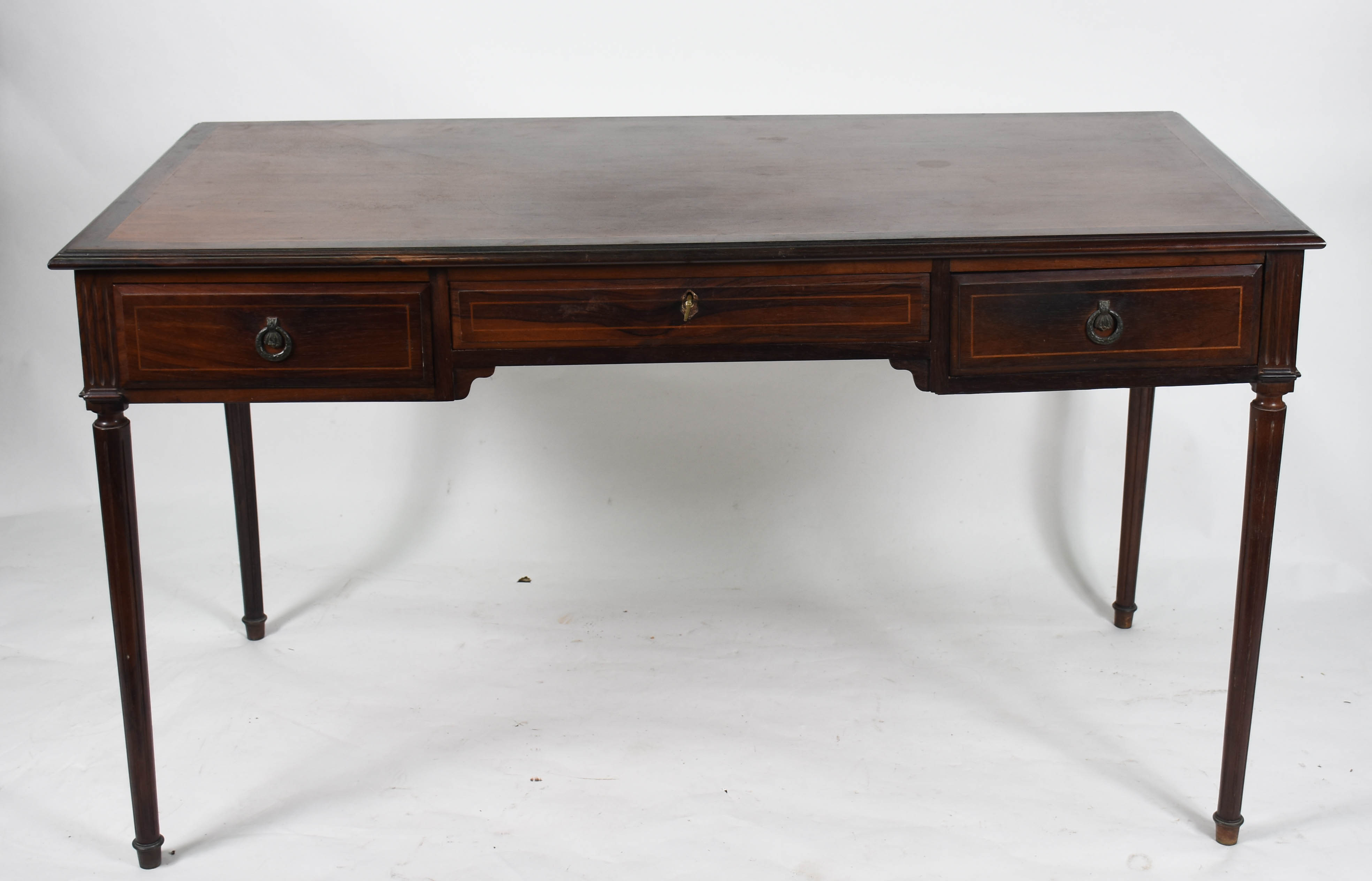 Mesa de escritório de jacarandá com 3 gavetas Estilo Inglês . - foto 1 de 7
