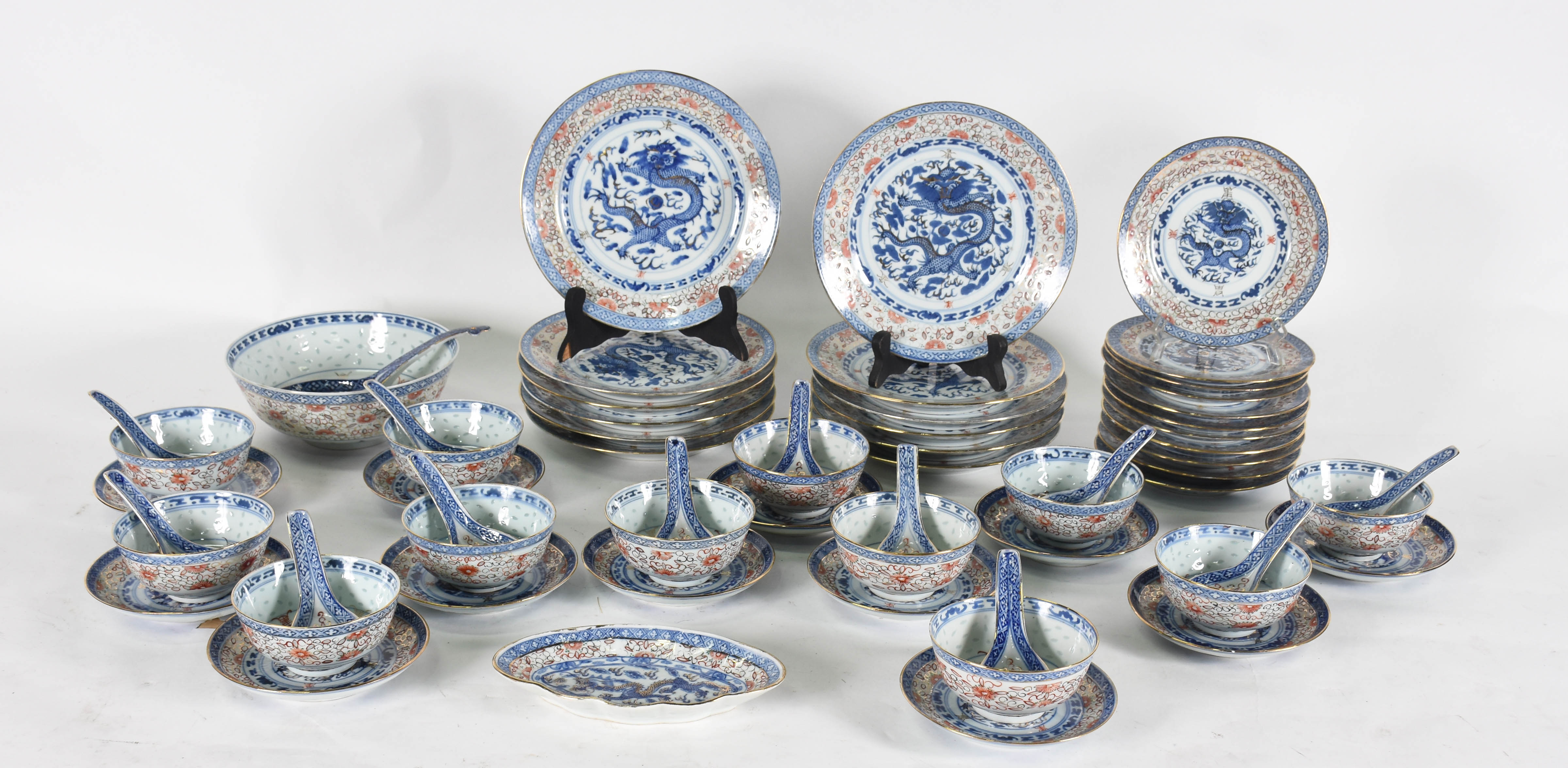 Serviço de jantar de porcelana oriental " Grão de arroz " sendo, 12... - foto 1 de 5