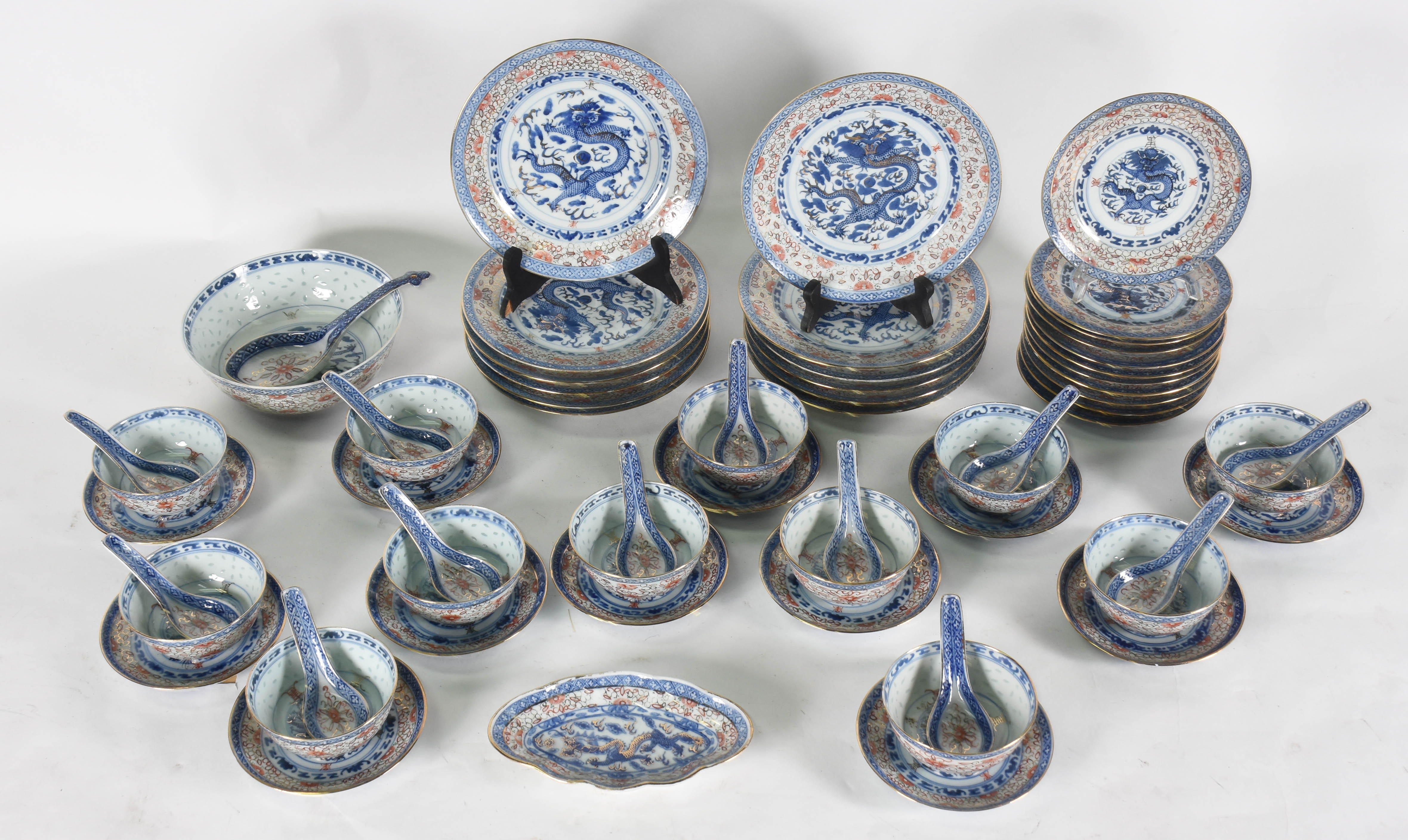 Serviço de jantar de porcelana oriental " Grão de arroz " sendo, 12... - foto 2 de 5