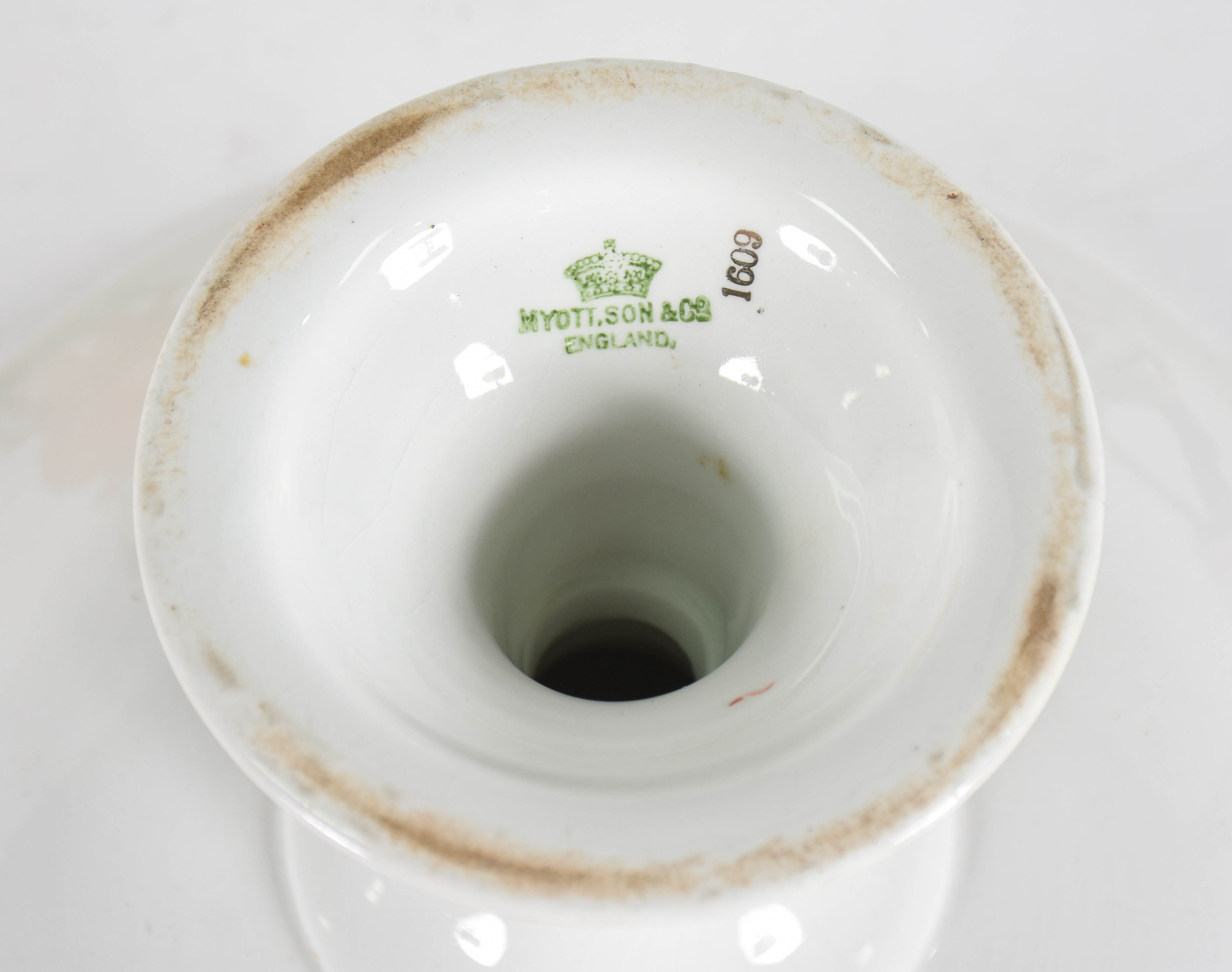 Três peças diversas sendo, fruteira Inglesa de faiança , vaso de... - foto 4 de 5