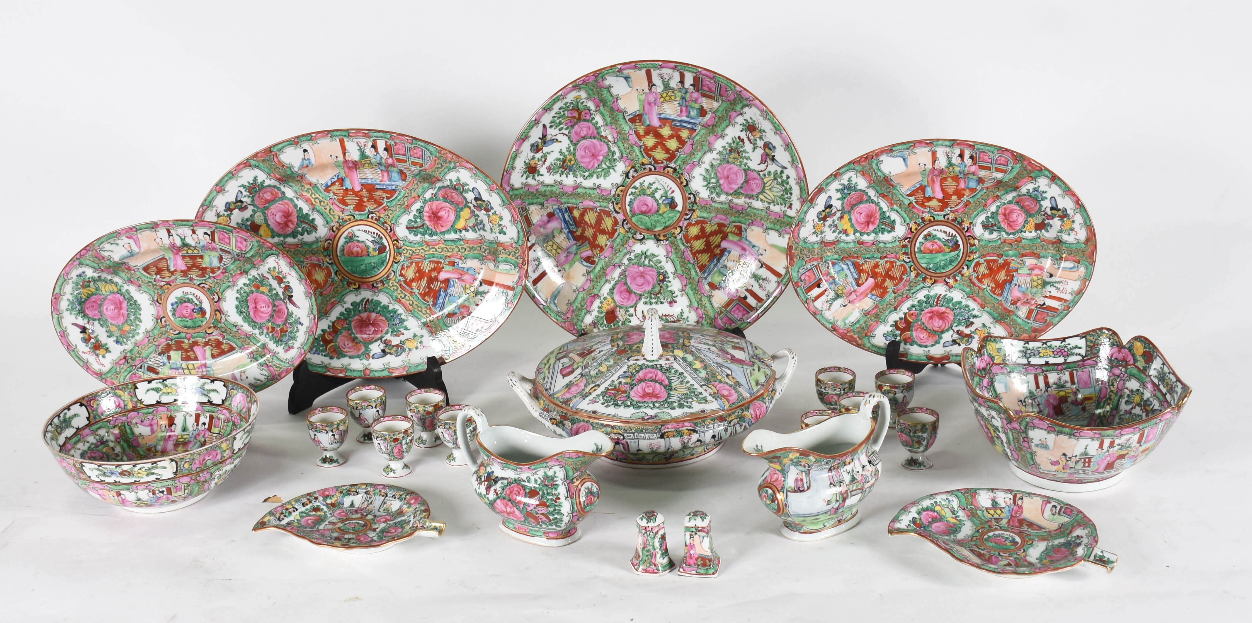 Aparelho de chá , café e jantar de porcelana oriental : 2 Sopeira , 2... - foto 2 de 8