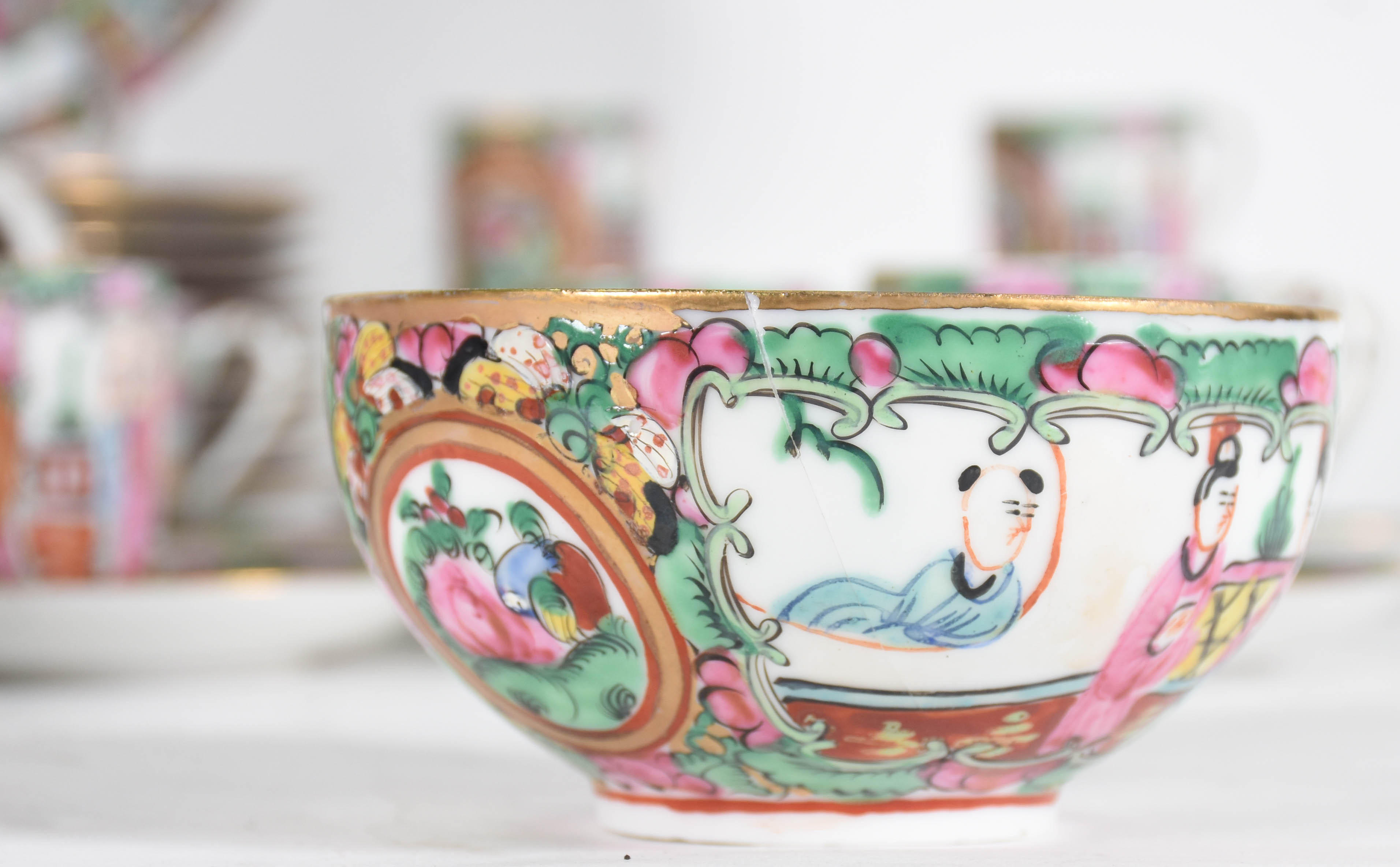 Aparelho de chá , café e jantar de porcelana oriental : 2 Sopeira , 2... - foto 6 de 8