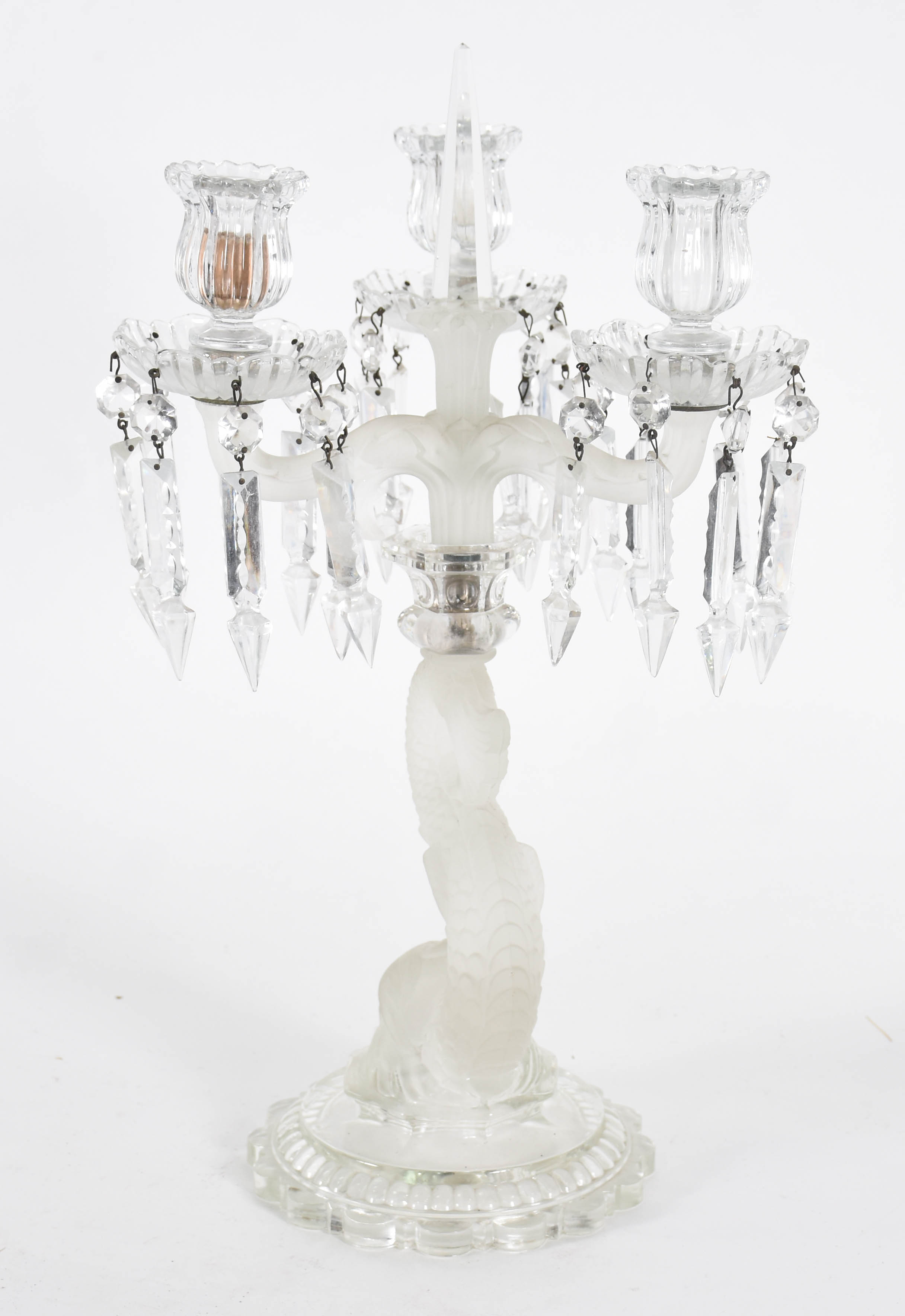 Candelabro de cristal para 3 velas , base " peixe " fosco , pingentes... - foto 3 de 3
