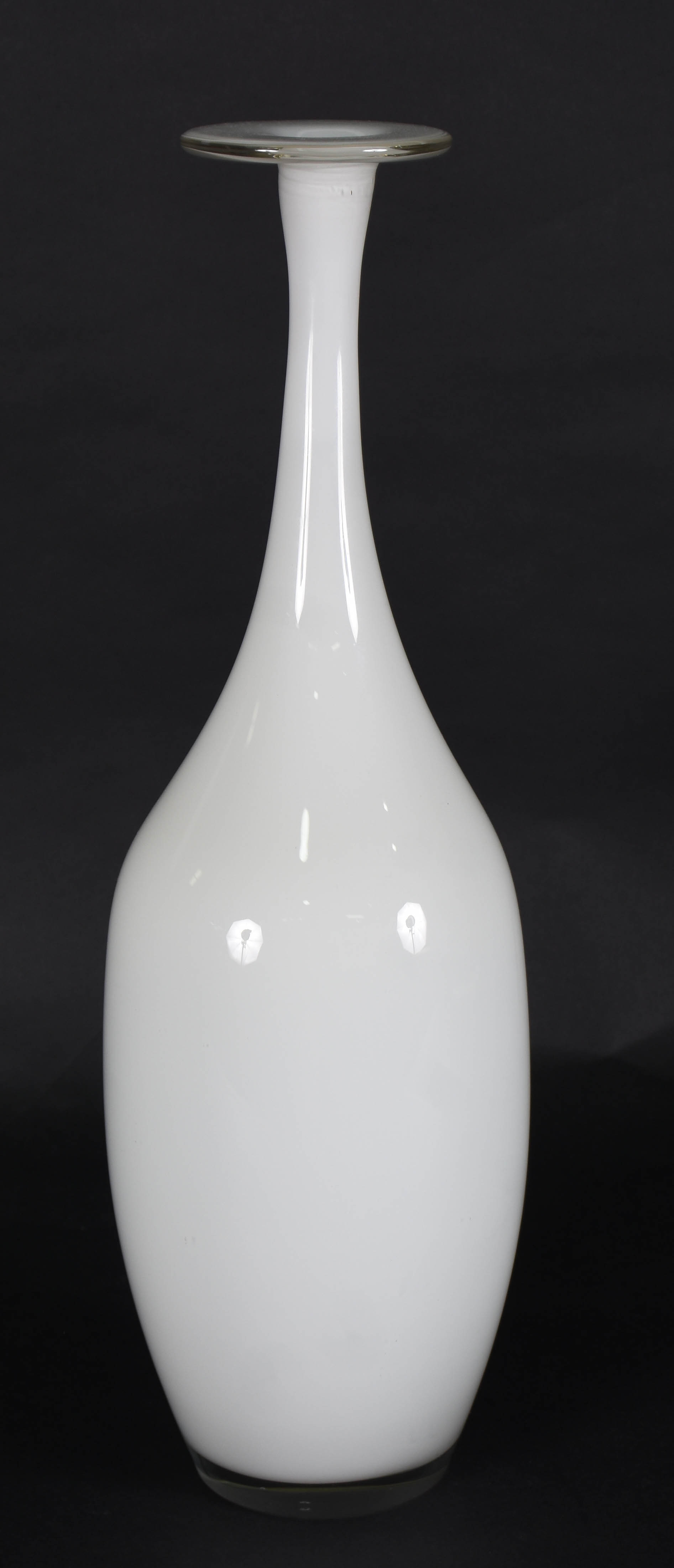 Vaso / garrafa de Murano branca. - foto 1 de 2