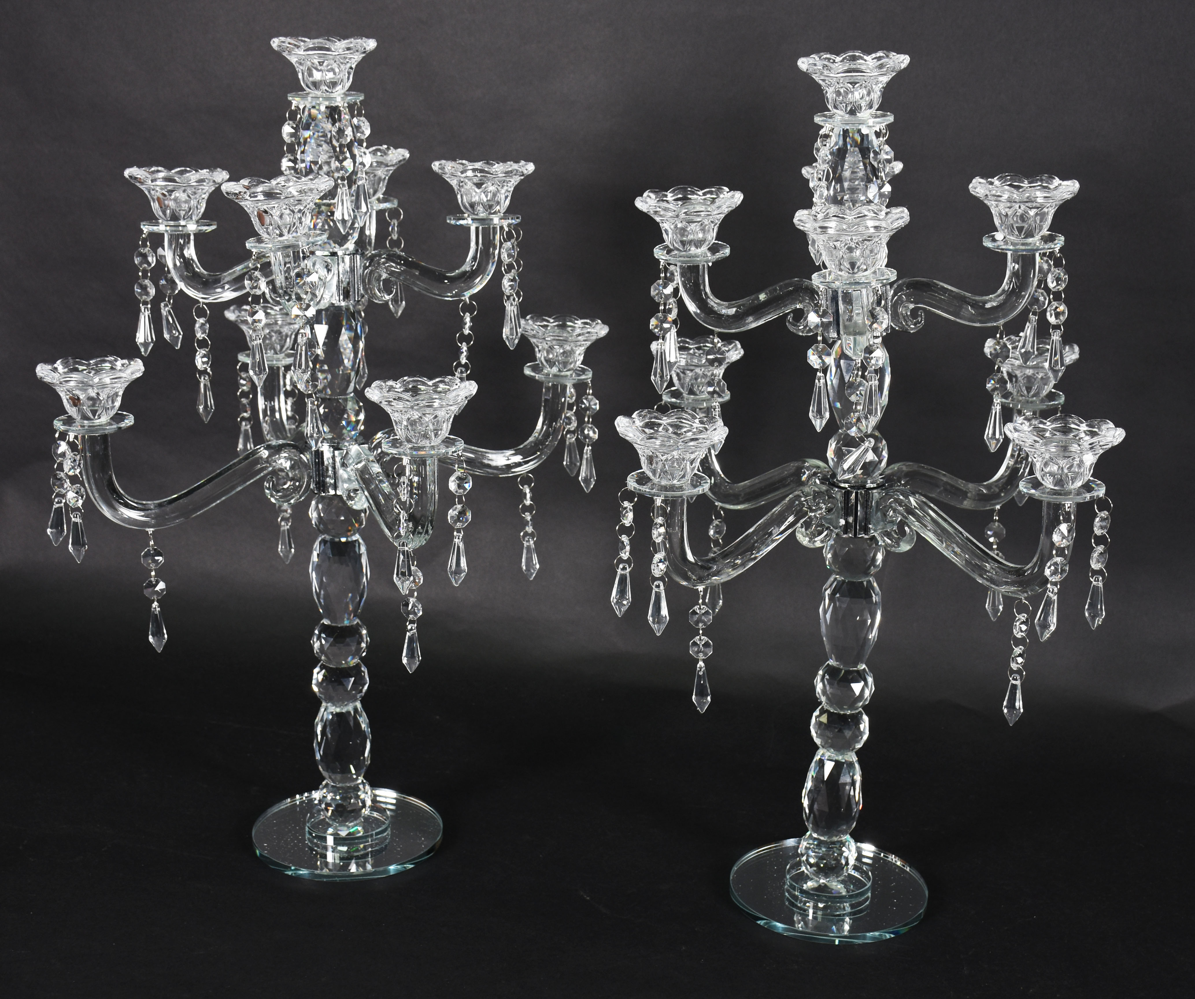 Par de candelabros para 9 velas cada de cristal com base espelhada . - foto 3 de 3