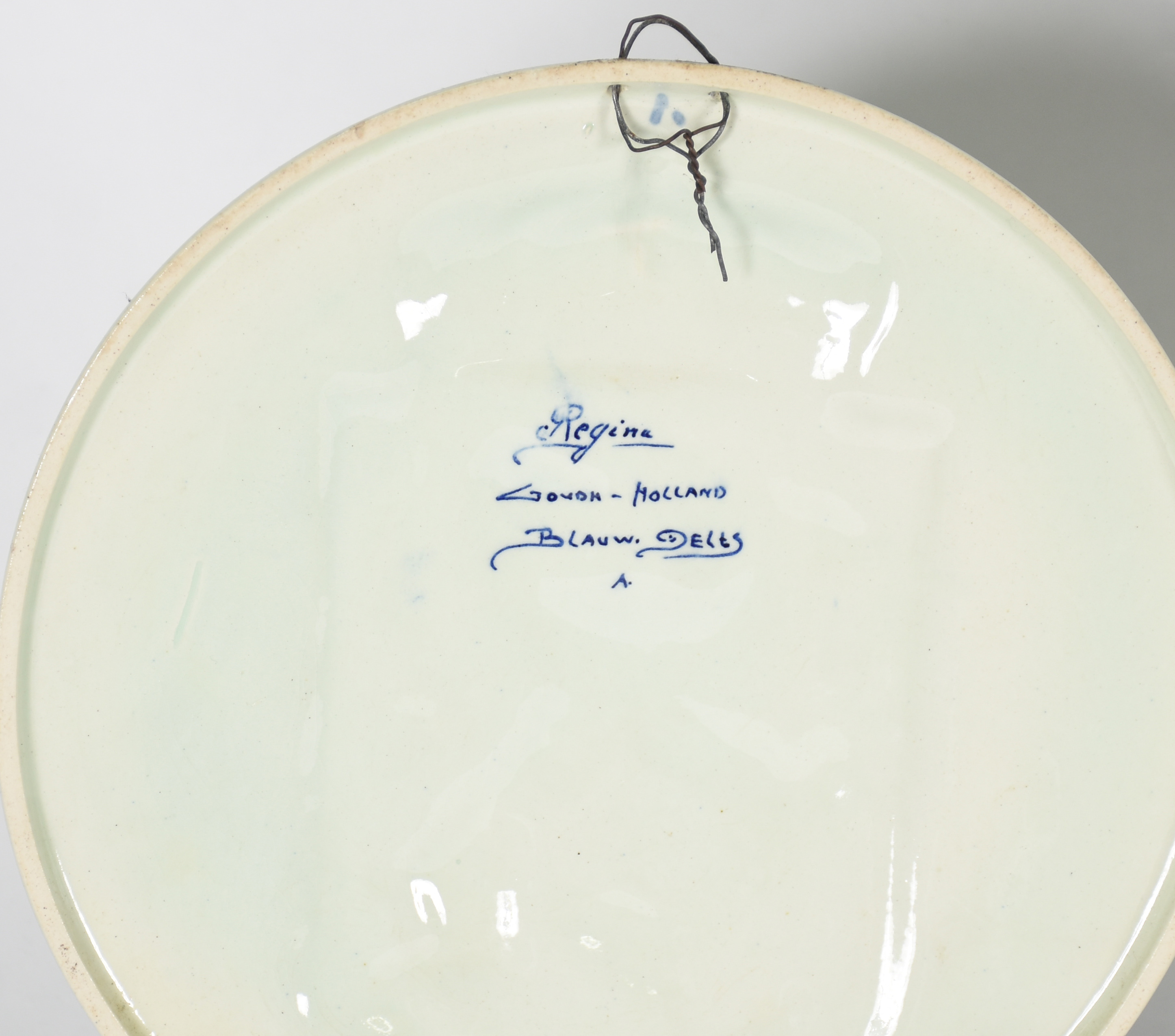 Quatro peças de porcelana sendo : potiche oriental , prato nacional... - foto 4 de 7