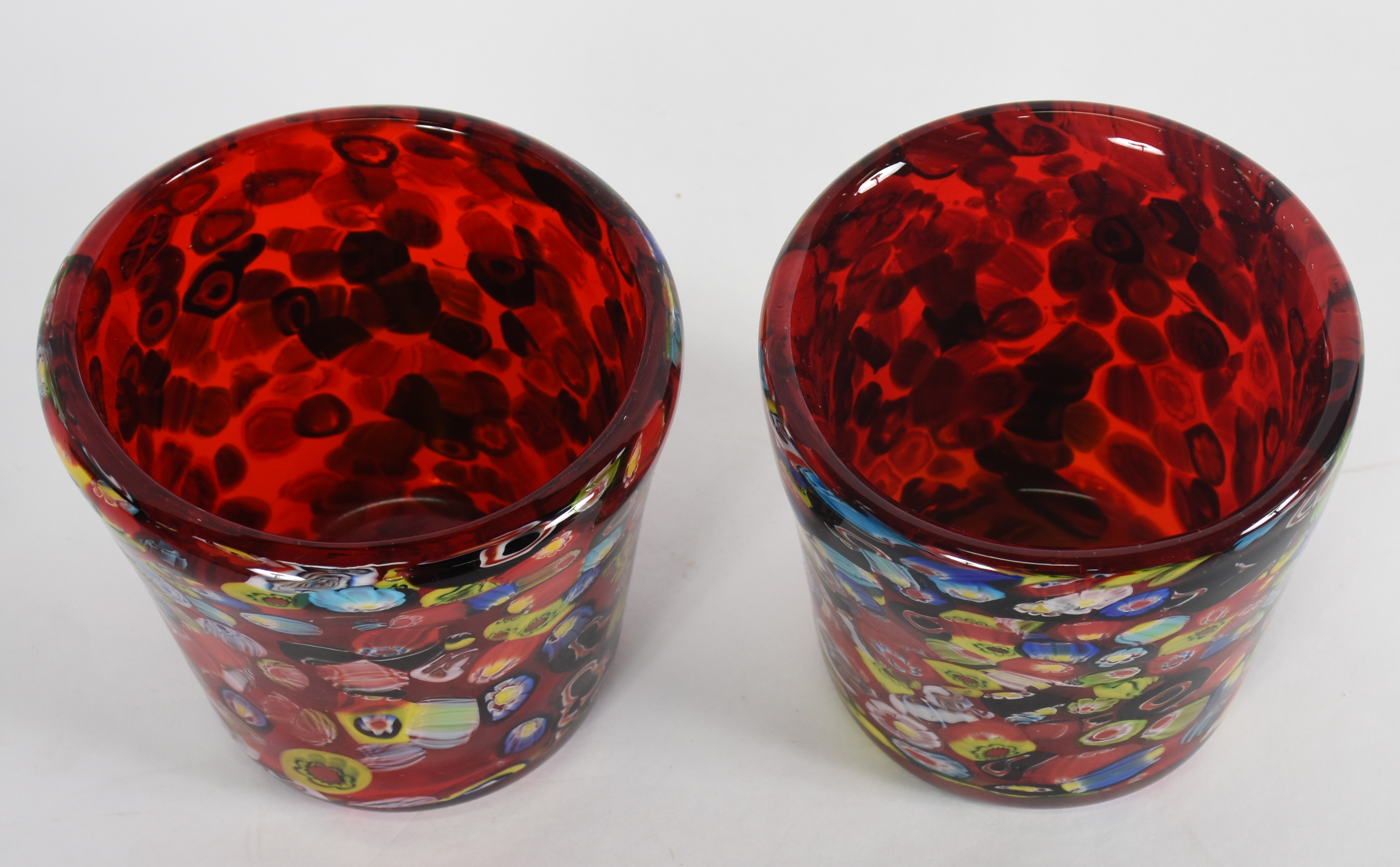 Dois cachepot pequenos de Murano "milifiori" em policromia. - foto 1 de 3