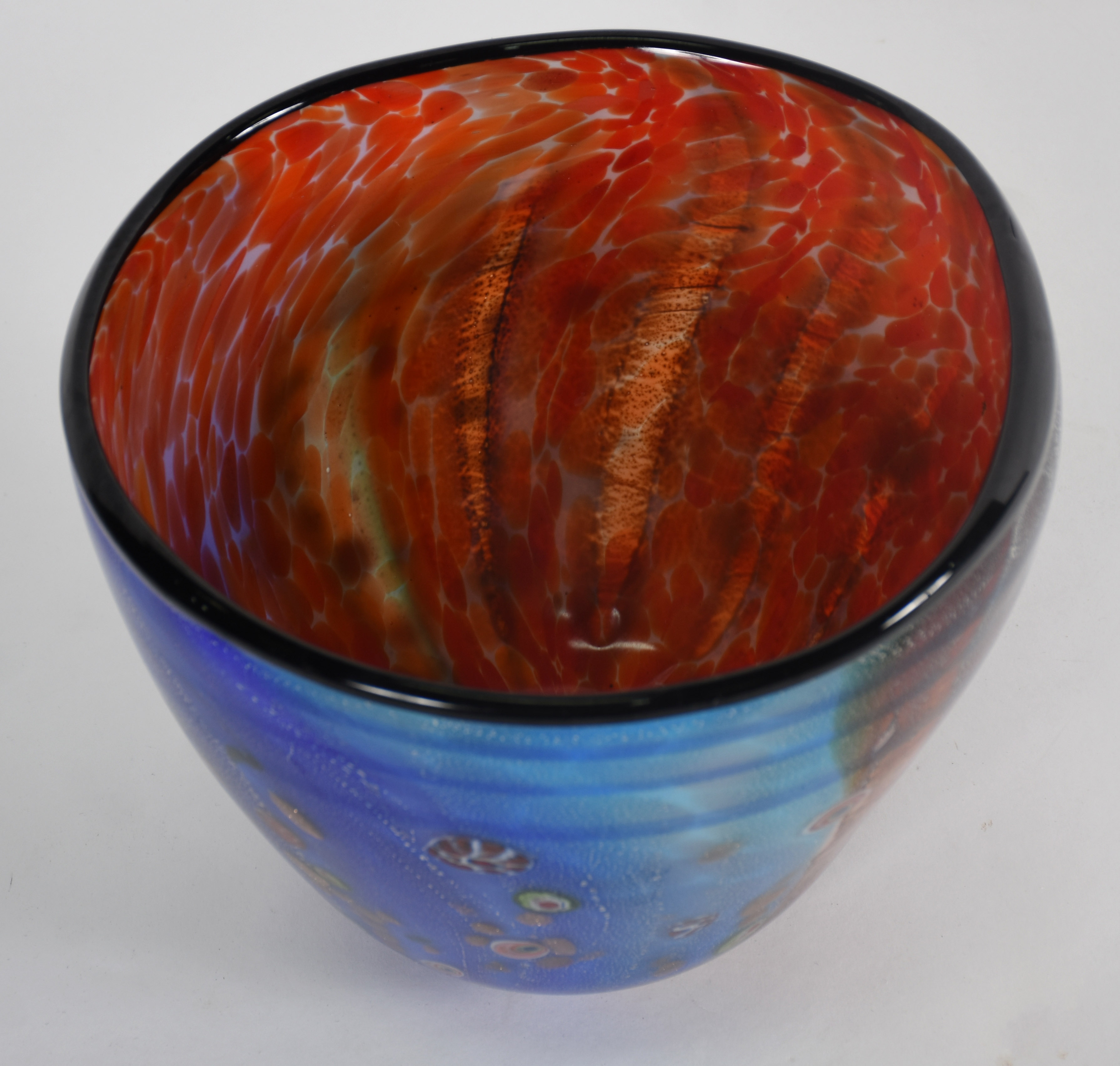 Cachepot de Murano em policromia e pó de ouro . - foto 2 de 4