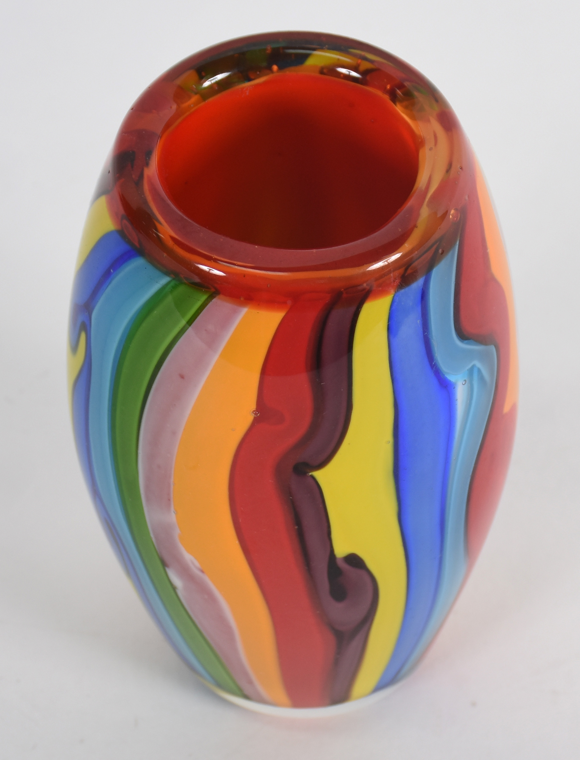 Vaso de Murano policromado com listras . - foto 2 de 3