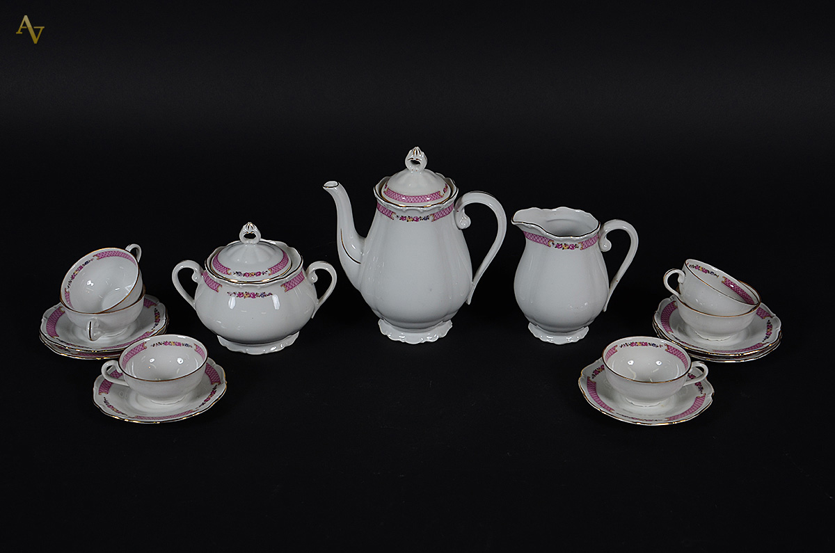Serviço para café de porcelana tcheca decorada com guirlanda na cor...