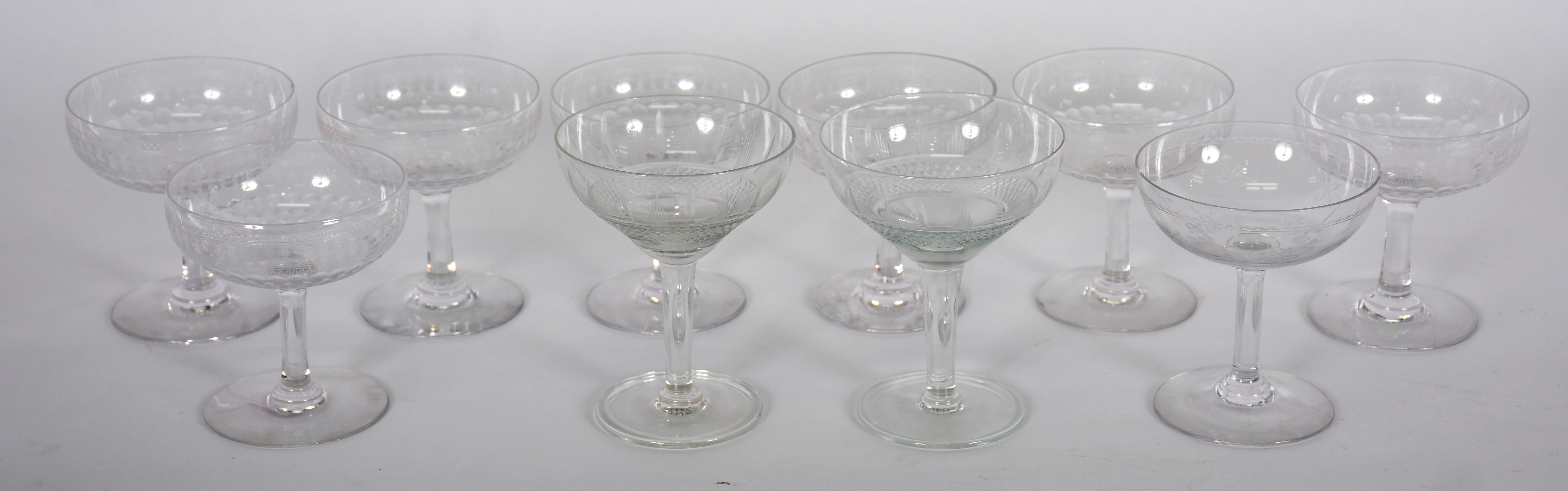 Dez taças para champagne de cristal , diversos modelos . - foto 1 de 3