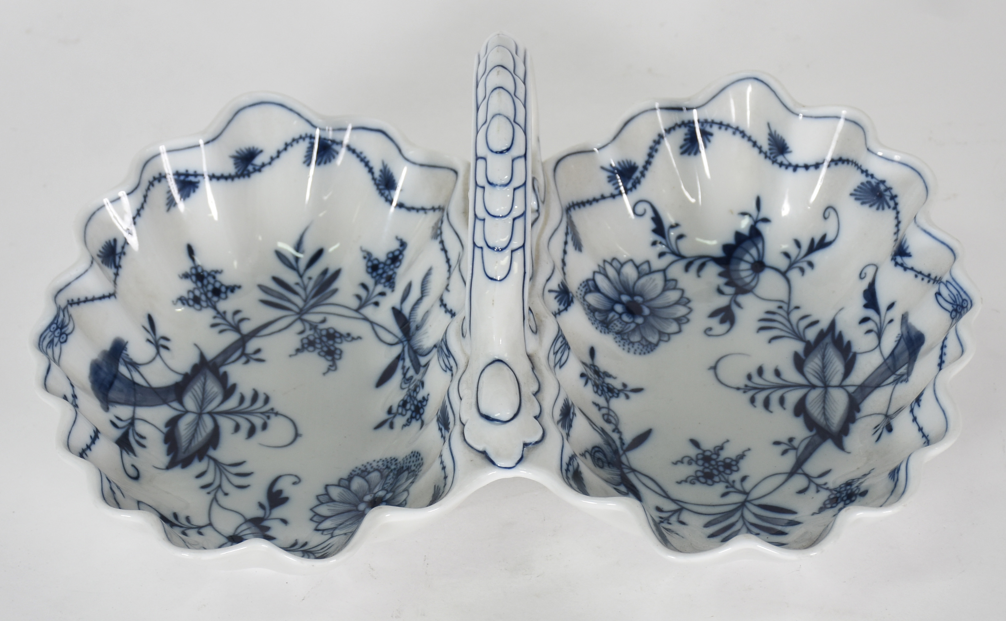 Porta petiscos de porcelana alemã de Meissen , nas cores azul e... - foto 3 de 4