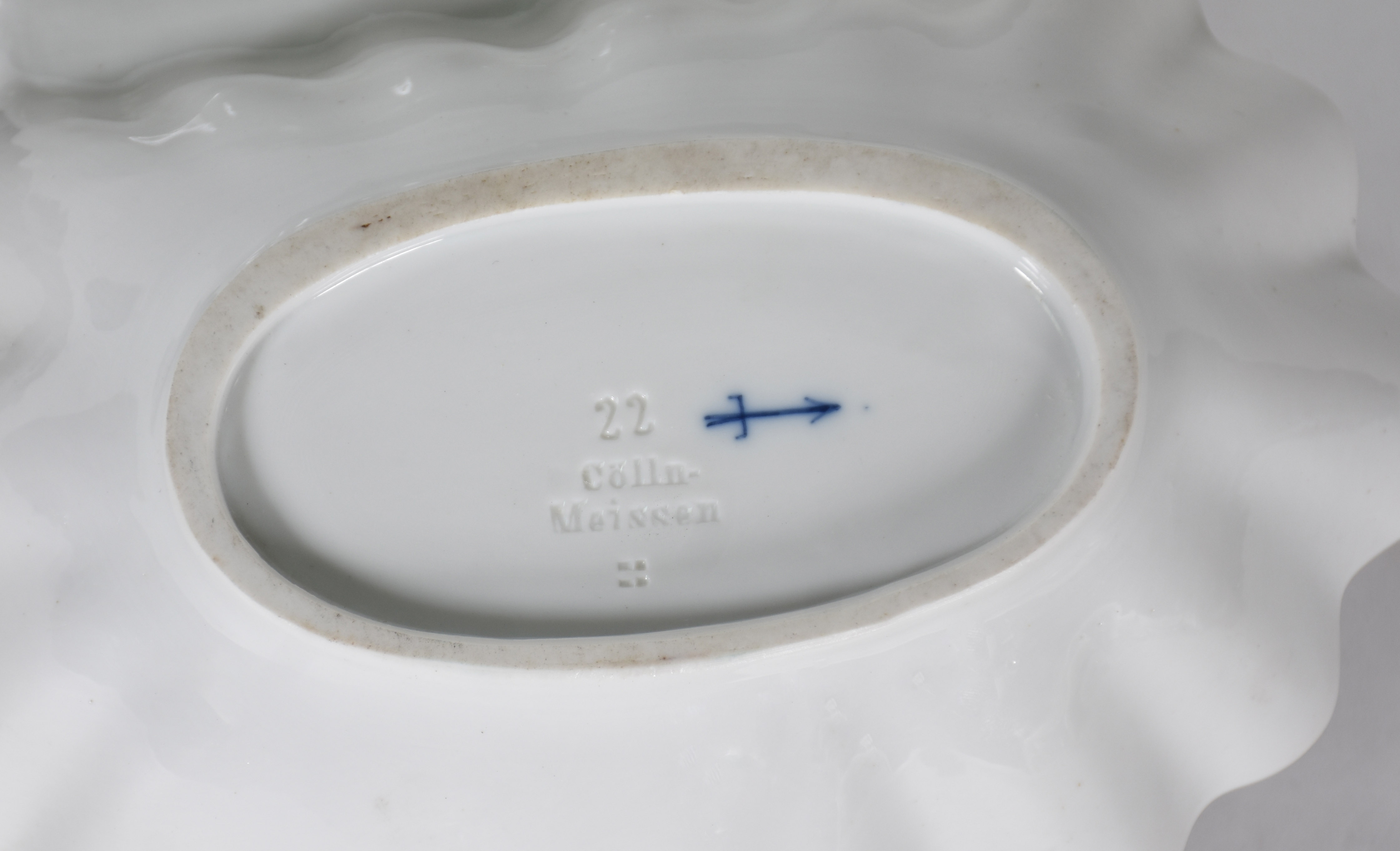 Porta petiscos de porcelana alemã de Meissen , nas cores azul e... - foto 4 de 4