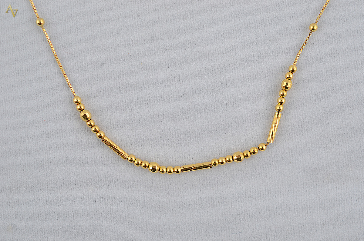 Cordão de ouro 750 com bolinhas. Peso total 3,4 g - Comprimento 40 cm. - foto 1 de 2