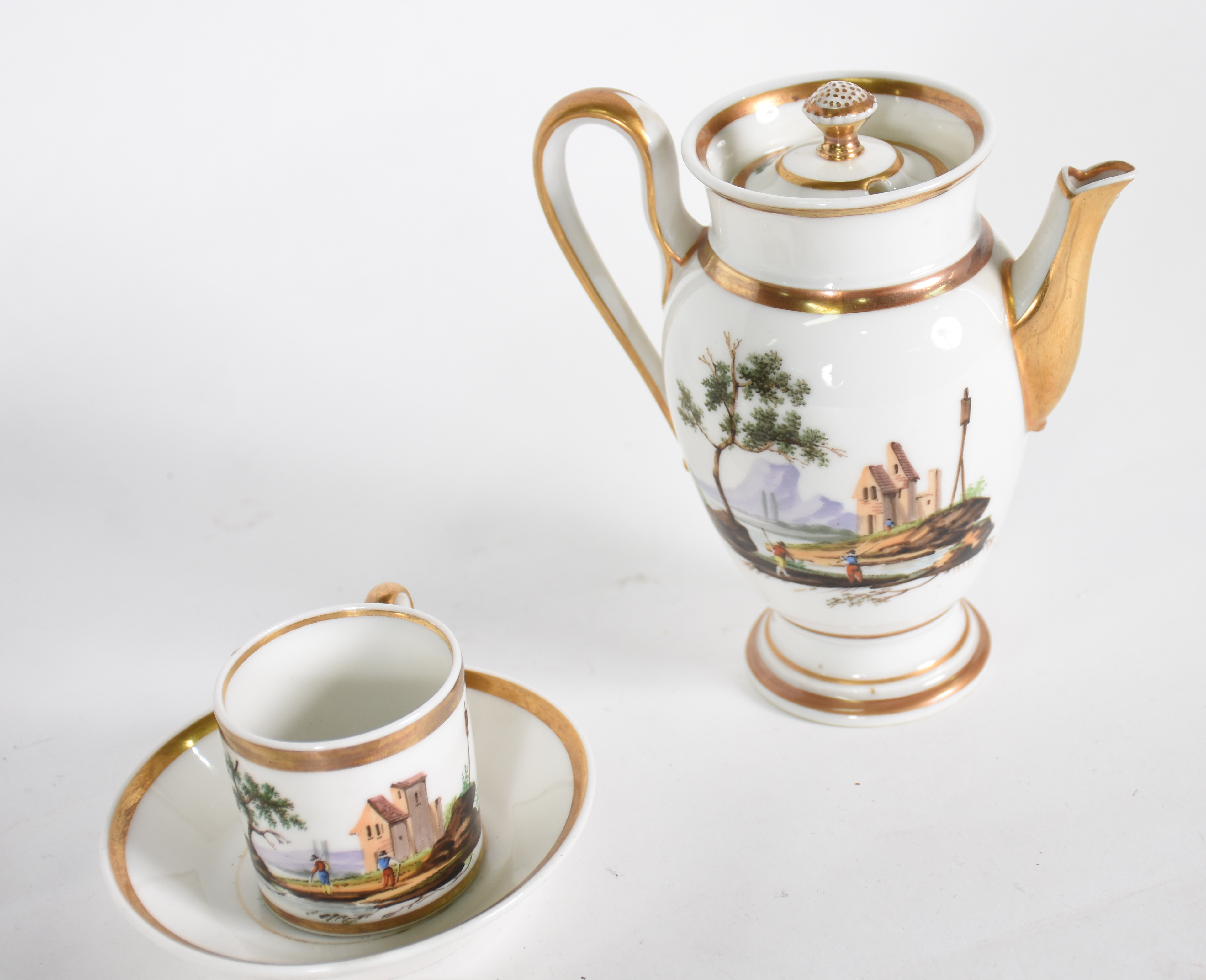 Serviço para café de porcelana europeia decorada com paisagens e... - foto 3 de 5