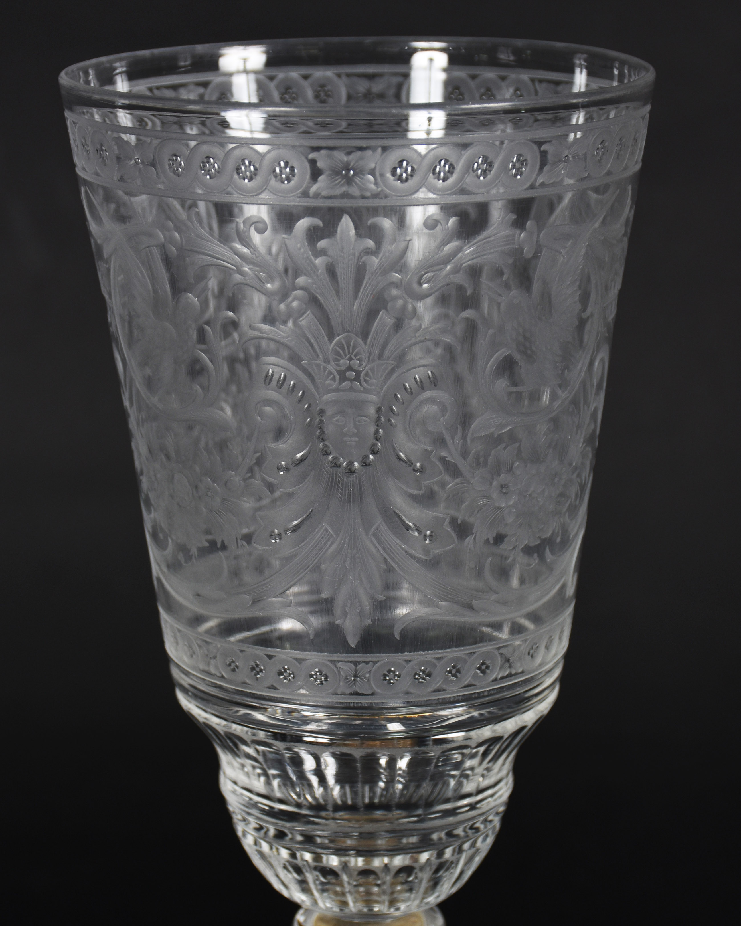 Dois cálices de cristal de coleção, ricamente decorados... - foto 4 de 6