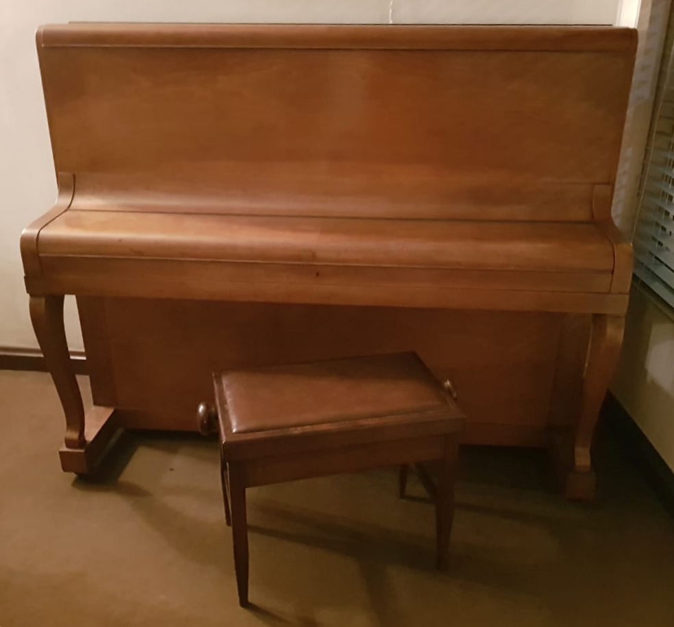 Piano Calísia . - foto 1 de 7