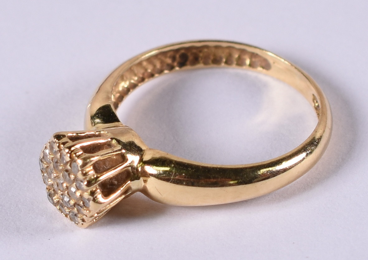 Anel de ouro amarelo 18 k tipo chuveiro com 25 brilhantes . Aro 14 (... - foto 2 de 4
