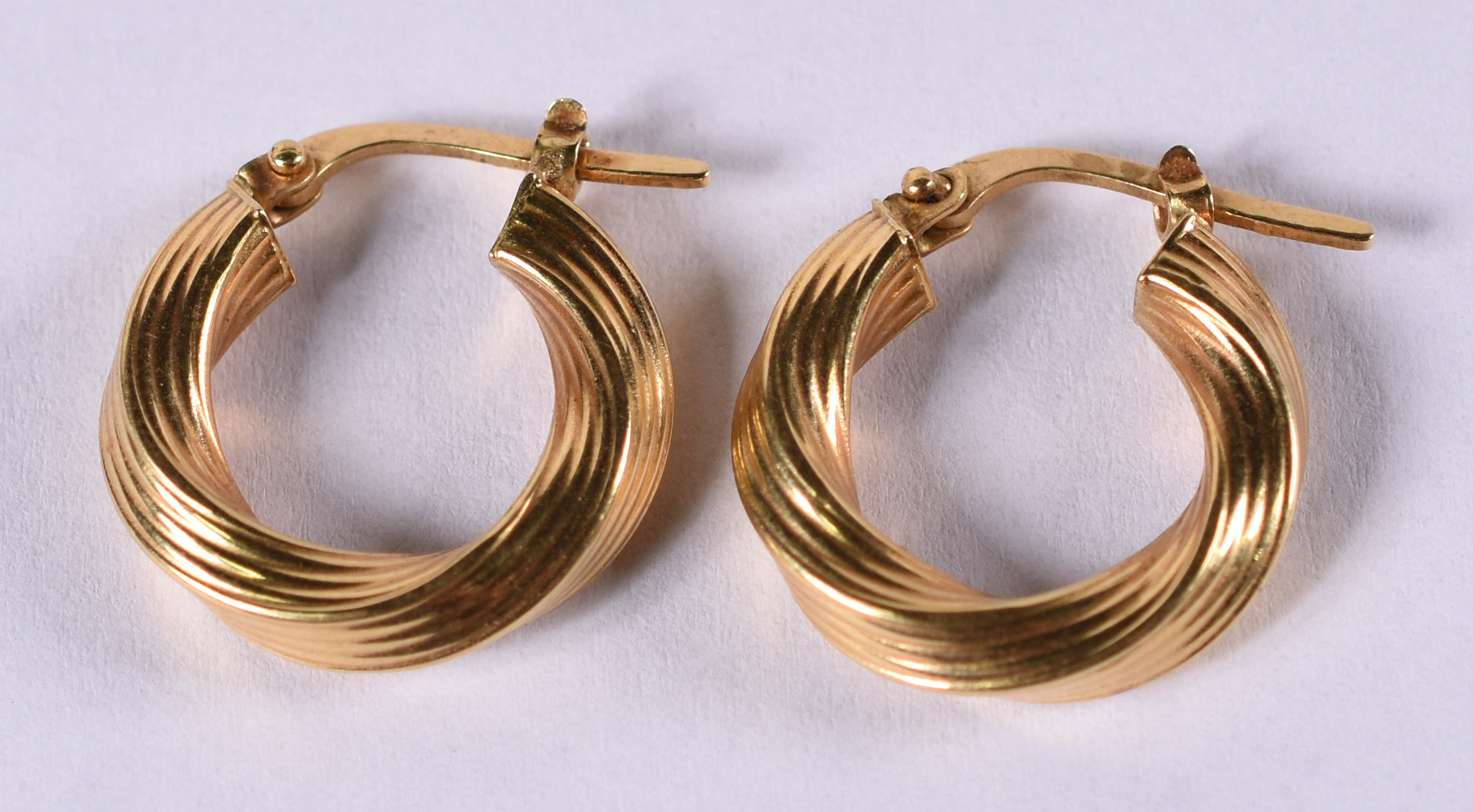 Par de brincos H. Stern de ouro amarelo 18 k .( Por questão de... - foto 1 de 3